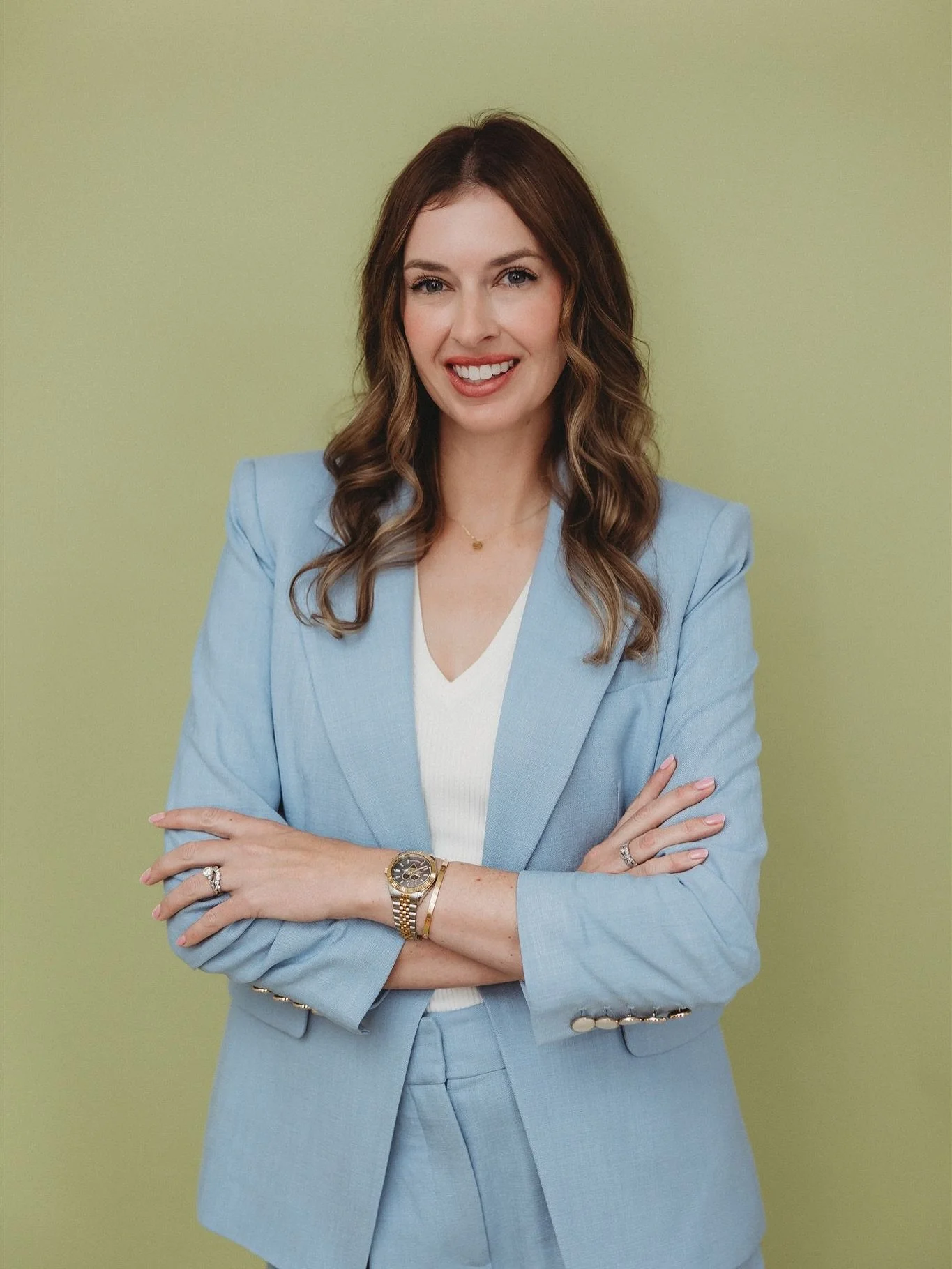 A moment for the new green seamless in the white room ✨
Photos: @alwaysflourishingphotography