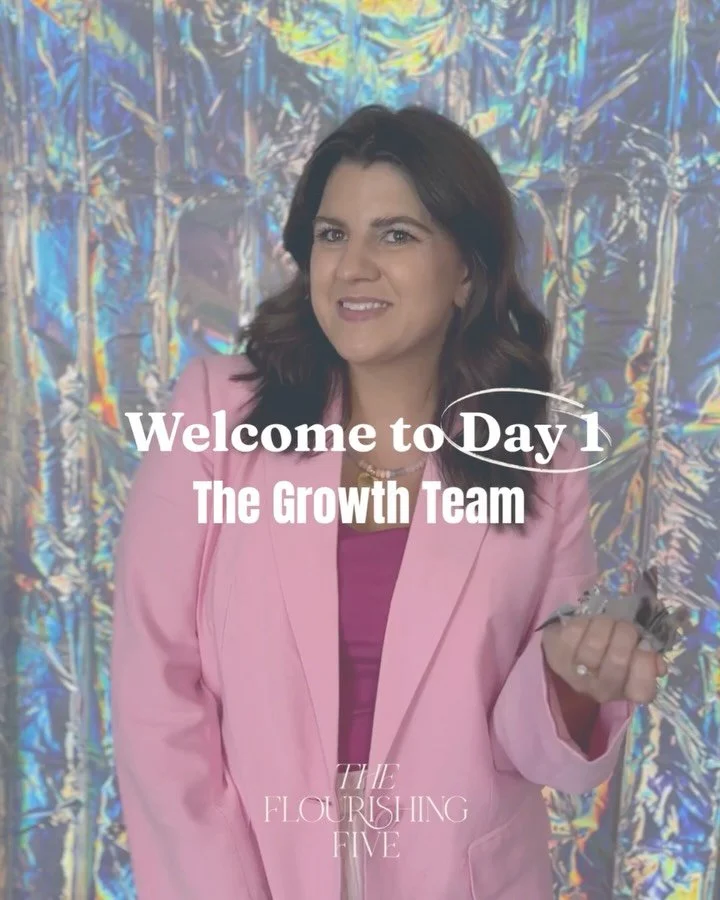 Imagine walking into 2026 with a brand that finally reflects the team behind it ✨
That&rsquo;s why I created the Growth Team &mdash; a session designed to capture the people, the energy, and the heartbeat of your business.
And today only, you&rsquo;l