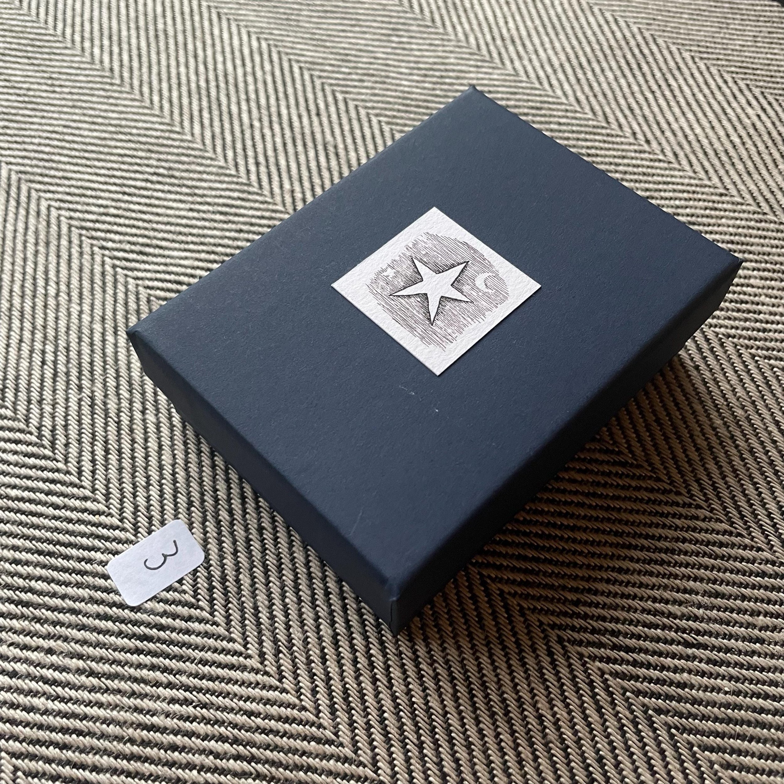https://i.etsystatic.com/6416314/r/il/f74472/6513971758/il_fullxfull.6513971758_ka18.jpg