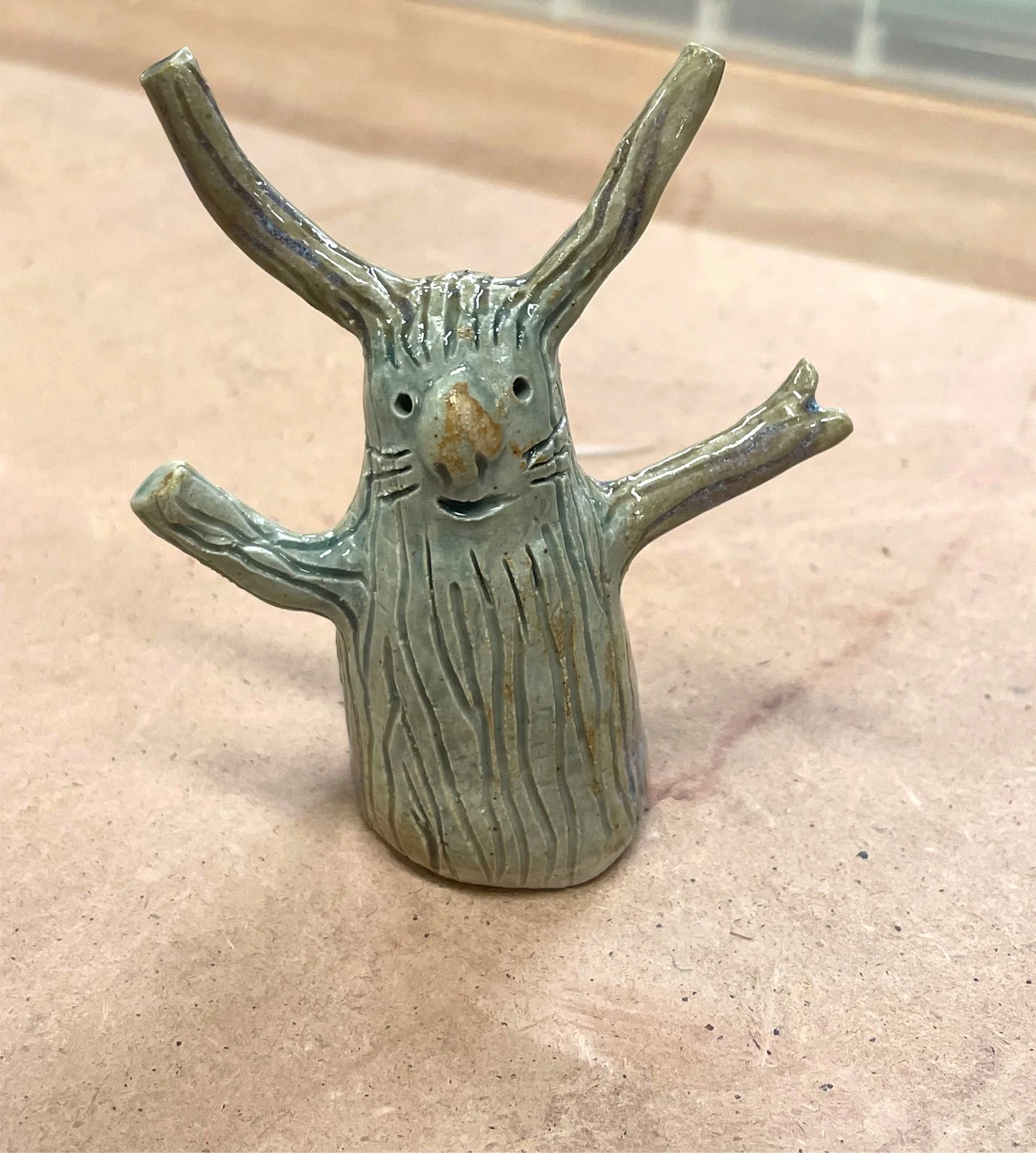 tree hare slideshow.jpg