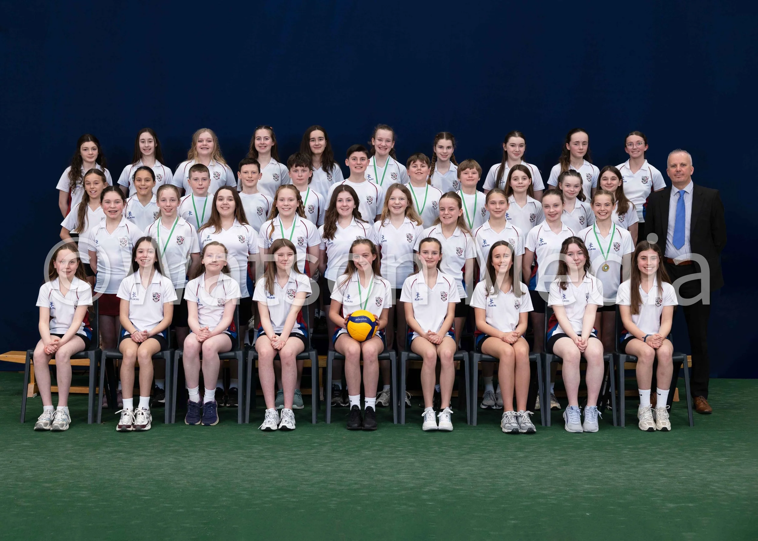 Year 8 Volleyball.jpg