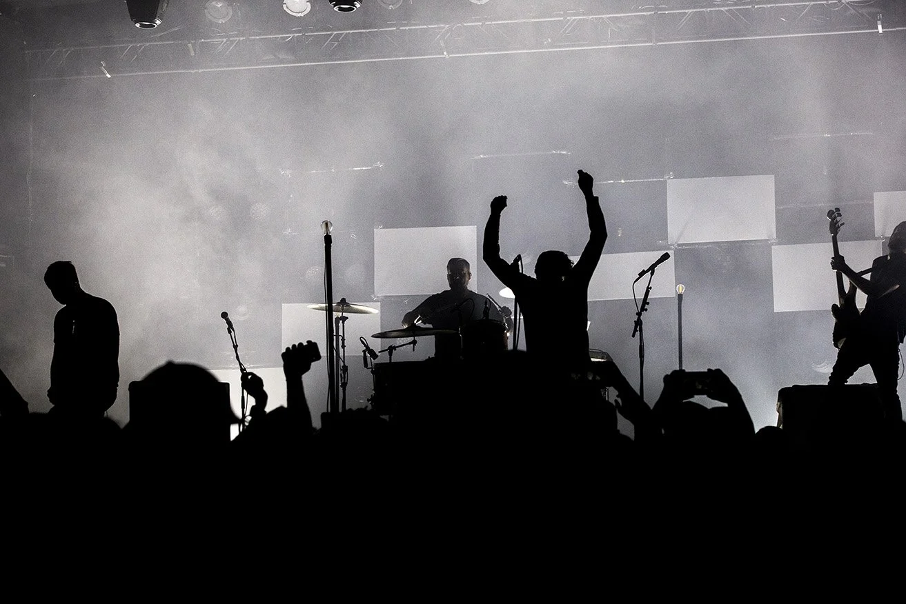 circa_survive_jump_silhouette.jpg