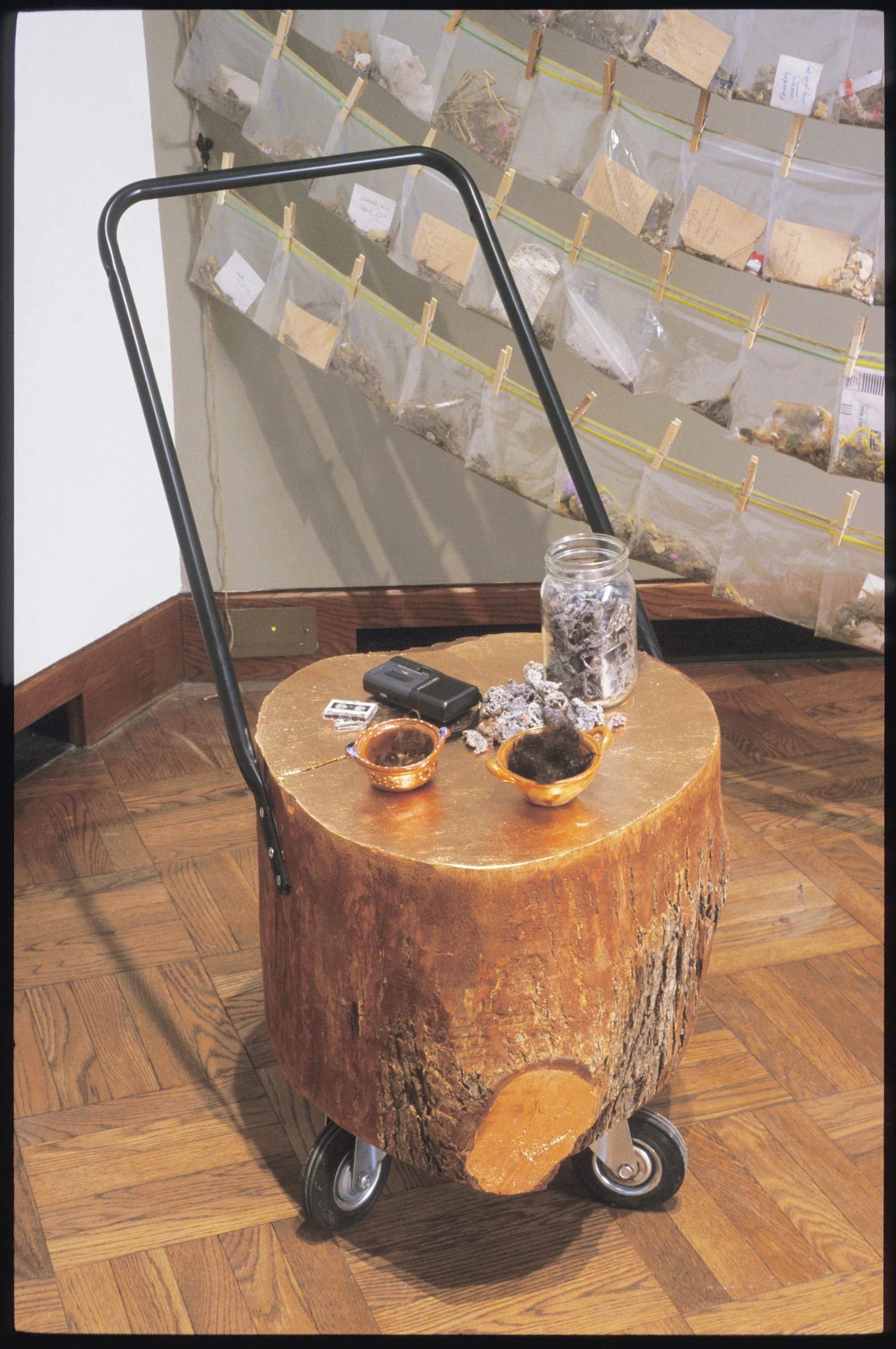 4.HouseWorks_detail_Hair_Laundry  _Audio copy.jpg