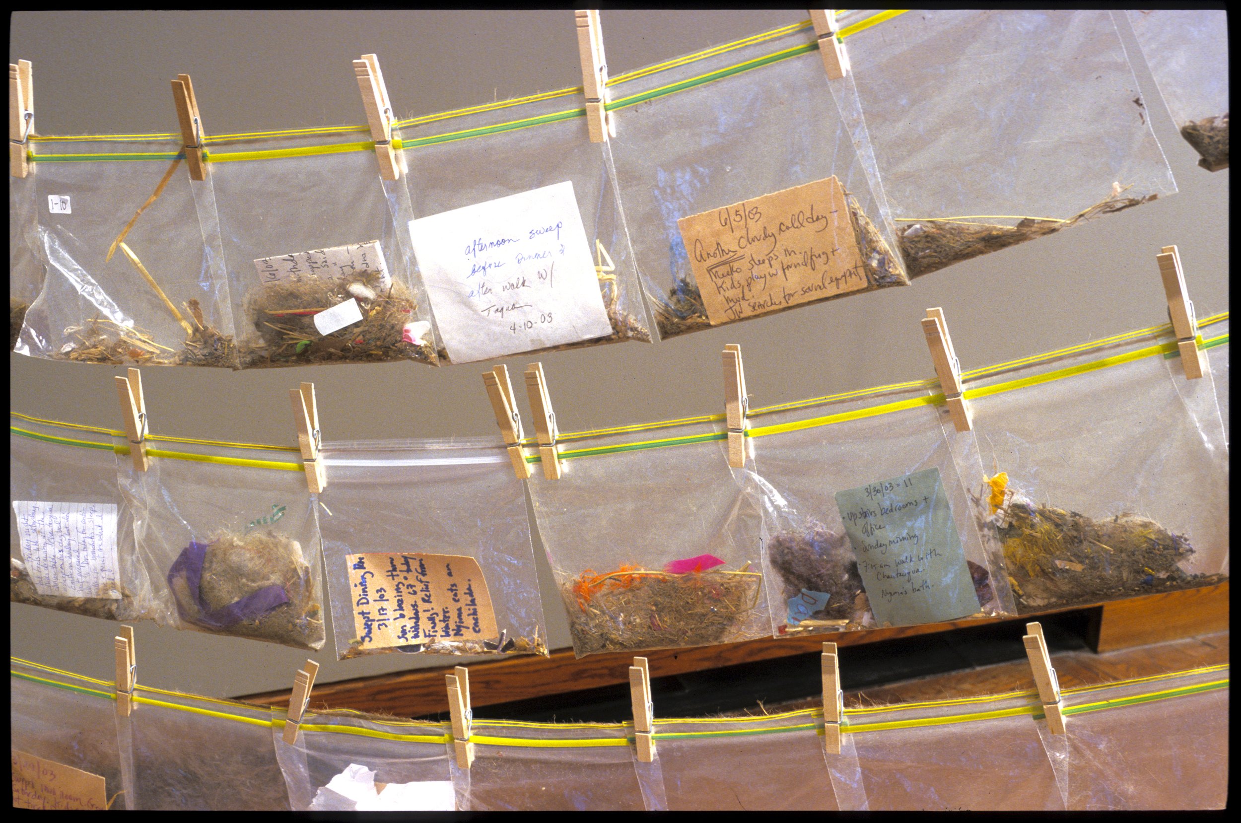 3.Pequeños Milagros-detail .jpg