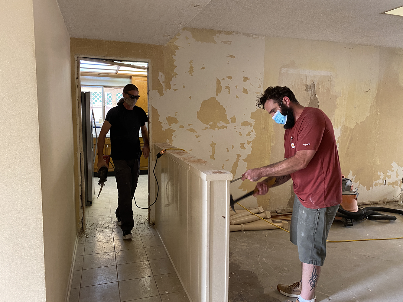 Pony Wall Removal—Entryway