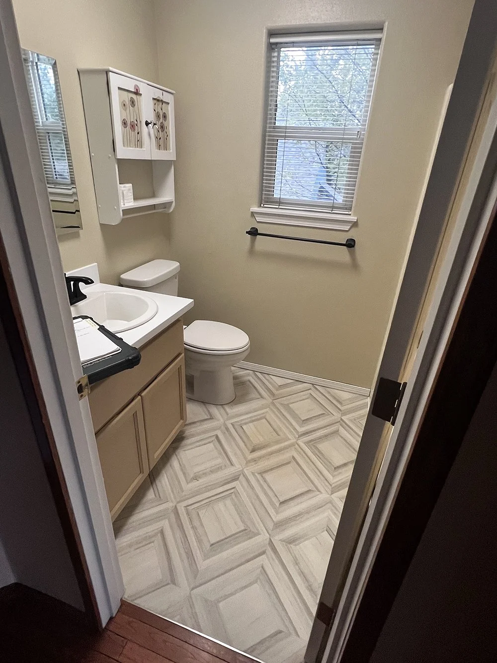 Guest Bath, Before—Vanity View