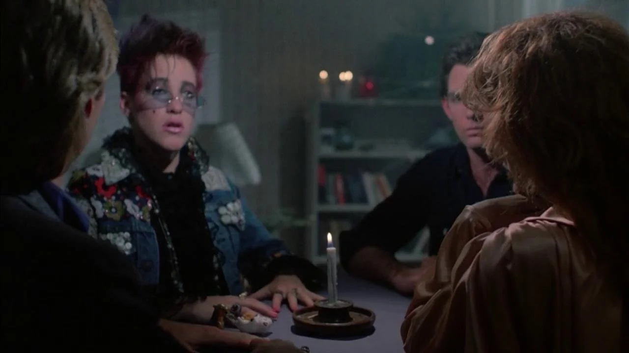 Zarabeth holds a seance in the movie Witchboard