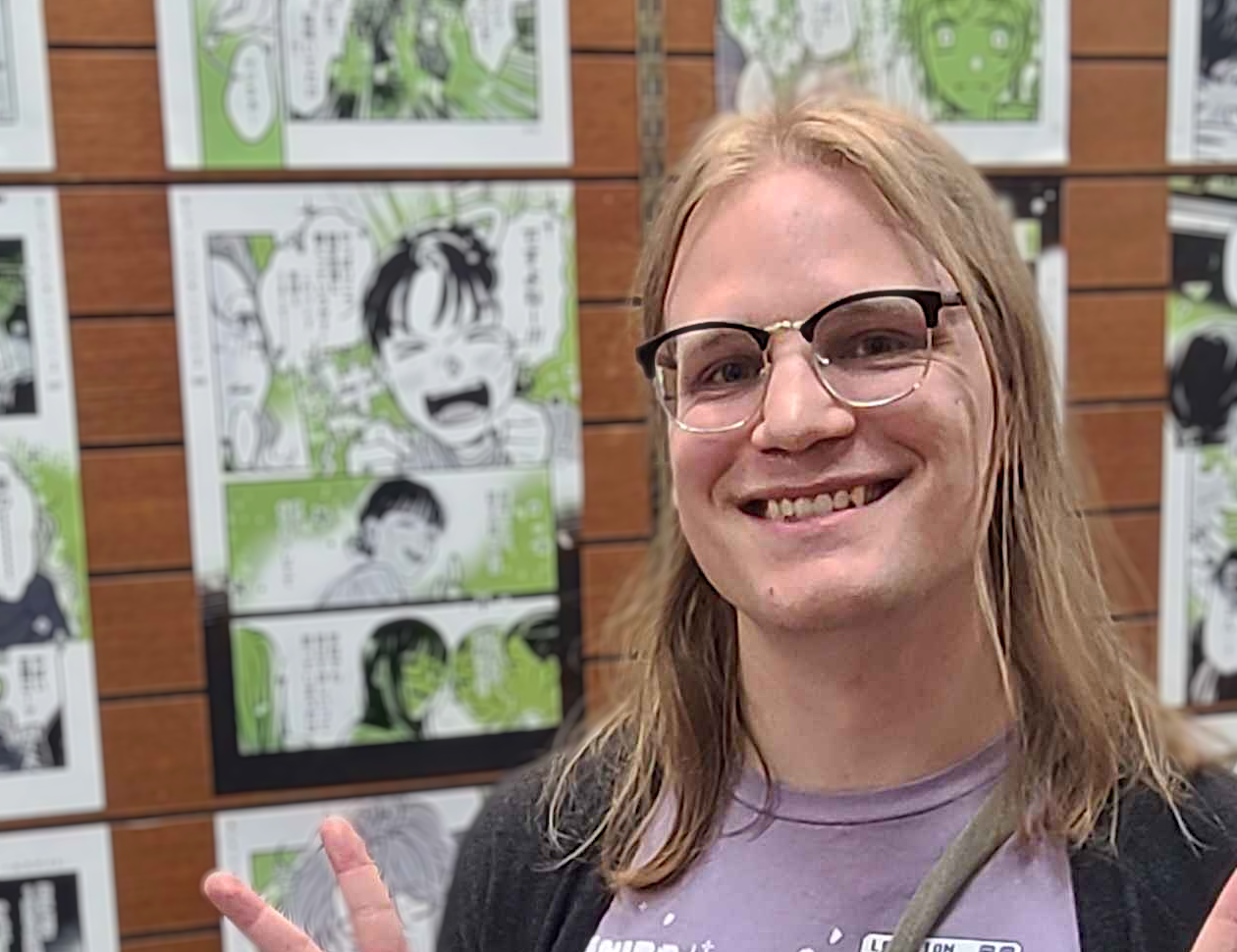 headshot - Juniper Pagé.png