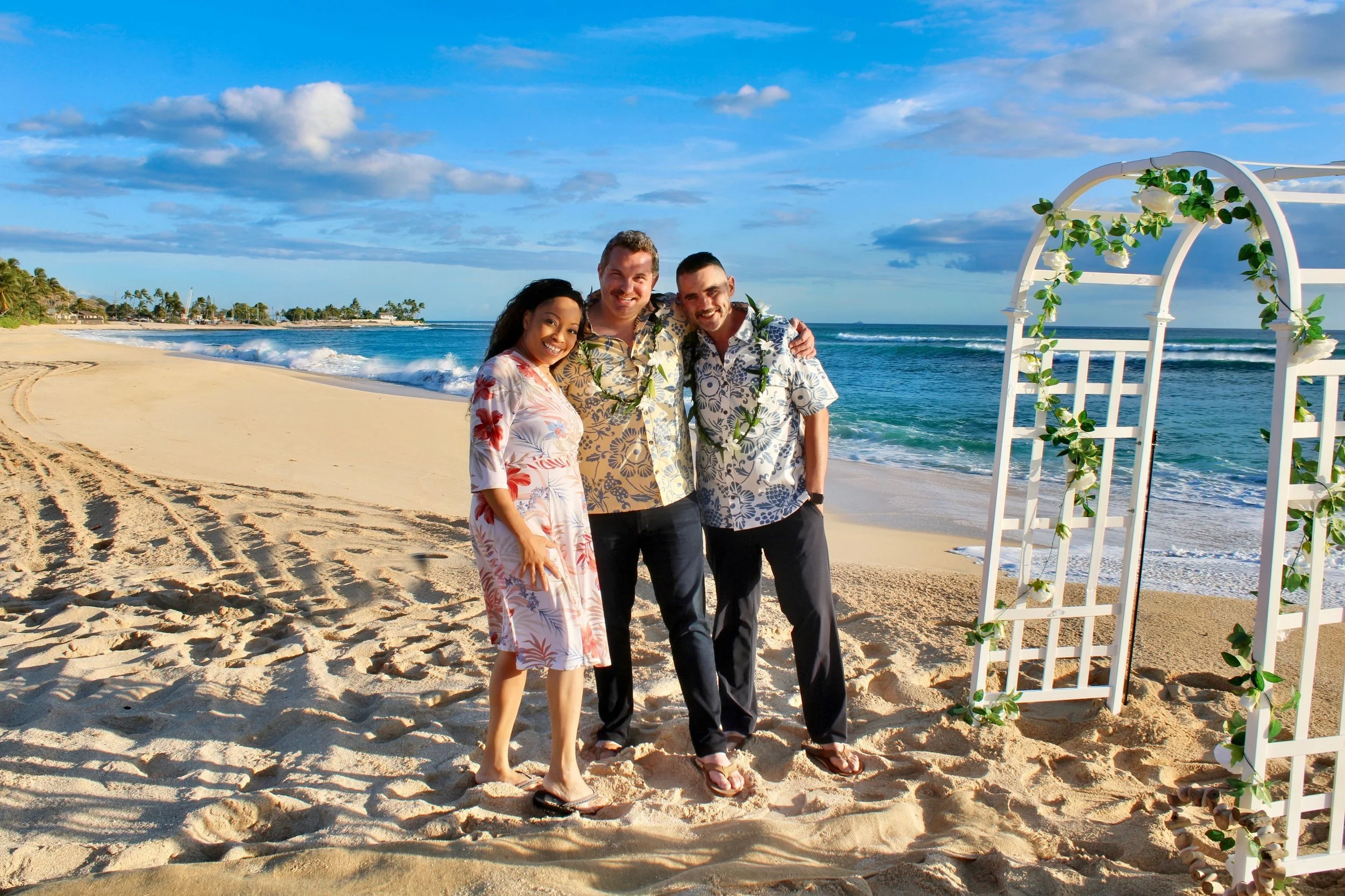 Ceremony+with+Rev+Rita+on+Beach.JPG