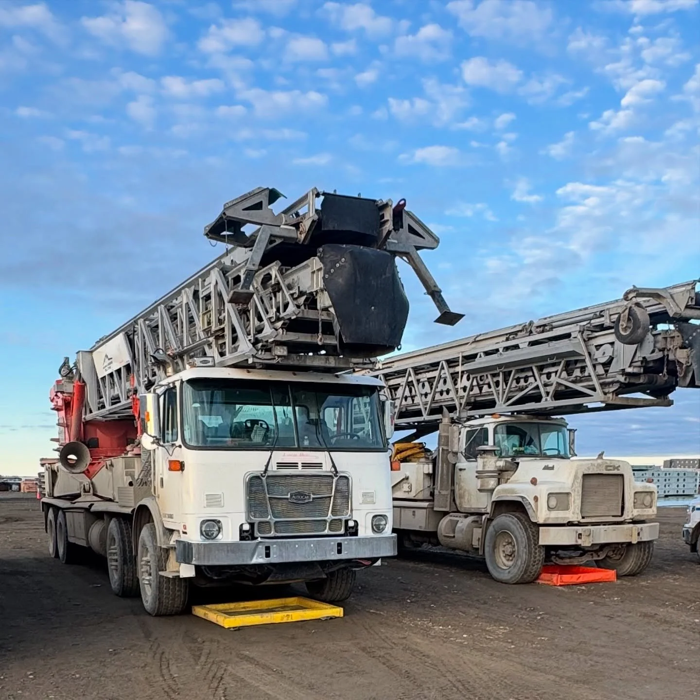 From Palmer to Alaska&rsquo;s North Slope&mdash;over 800 miles&mdash;our loop belt conveyors are built (and hauled) for the big jobs. 🚛❄️

With the reach to place material precisely where it&rsquo;s needed&mdash;even in the tightest spaces&mdash;the