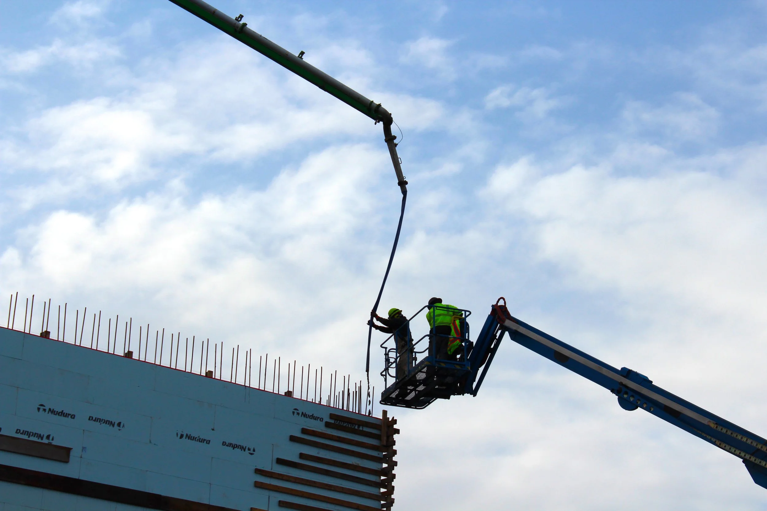 APS Wall Pour From Below.JPG