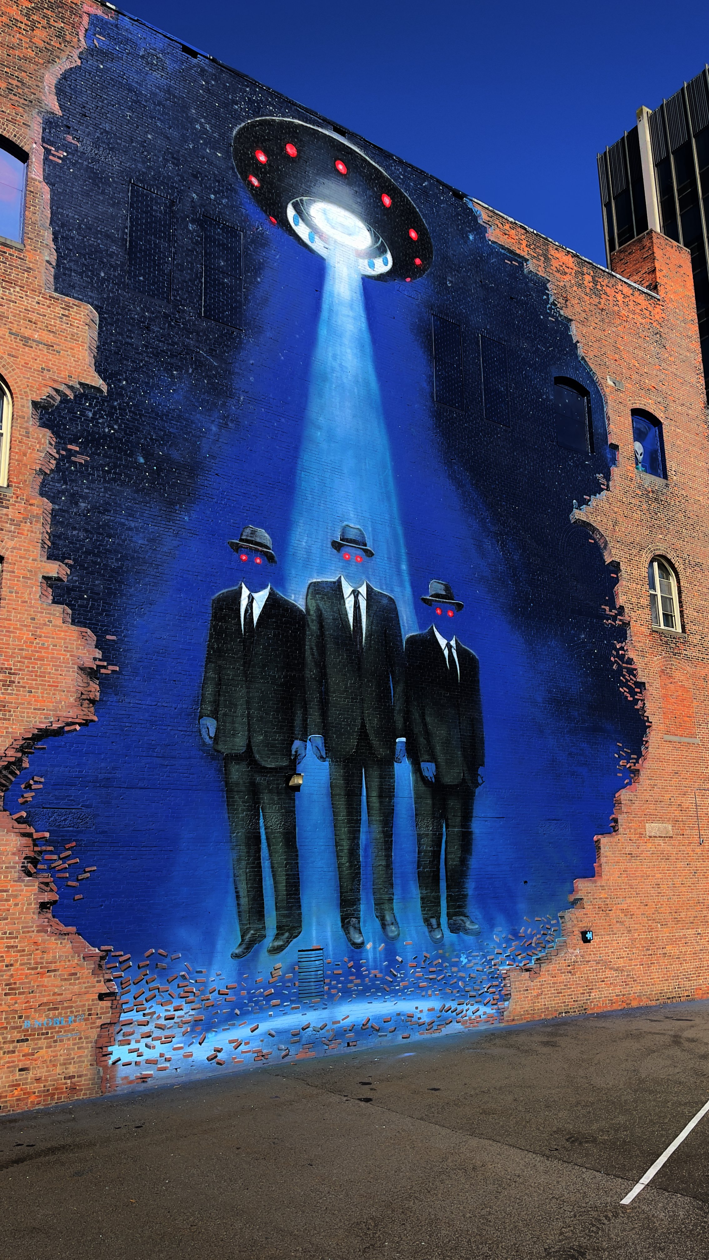 MEN IN BLACK MURAL