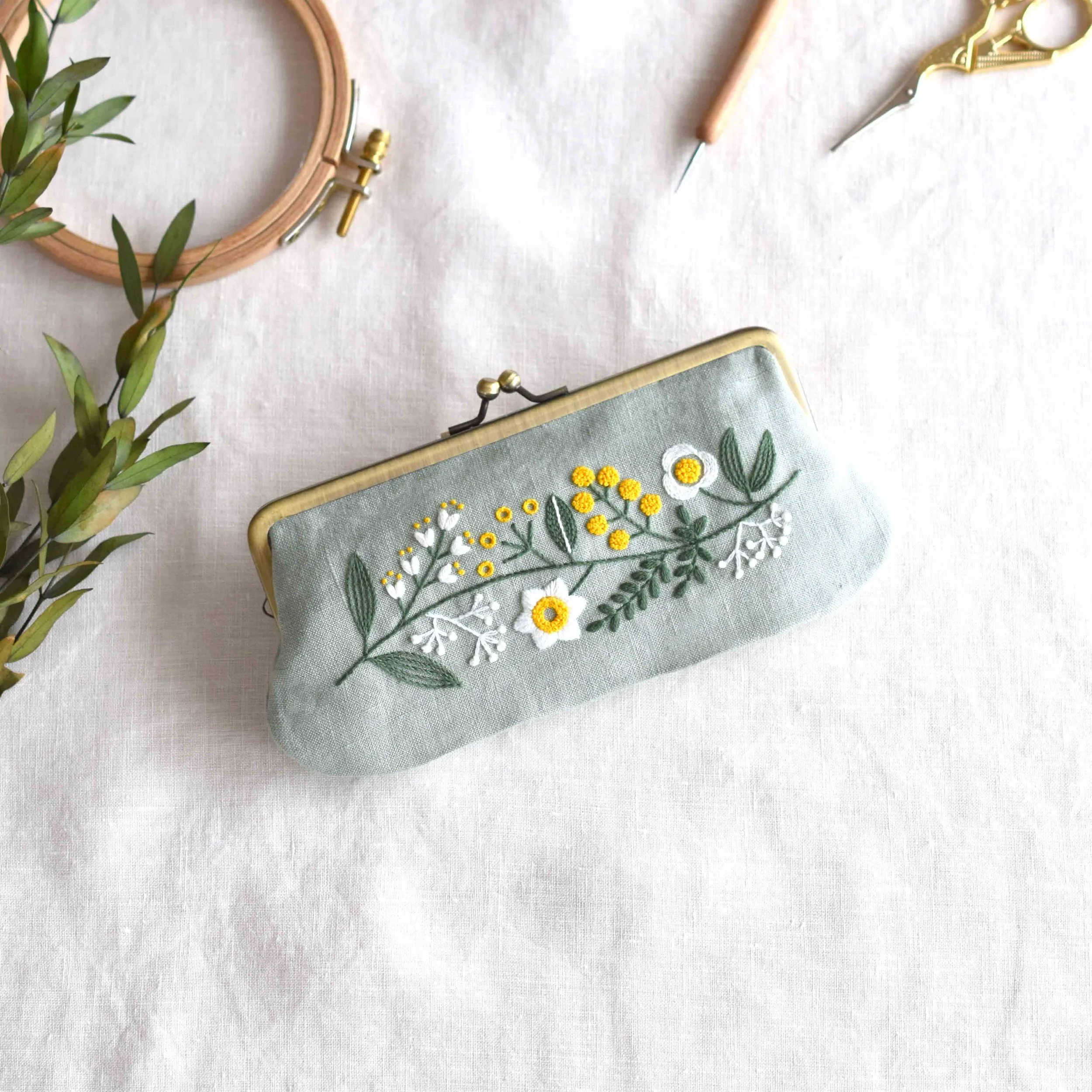 草花のがま口ポーチ<br>¥2,980