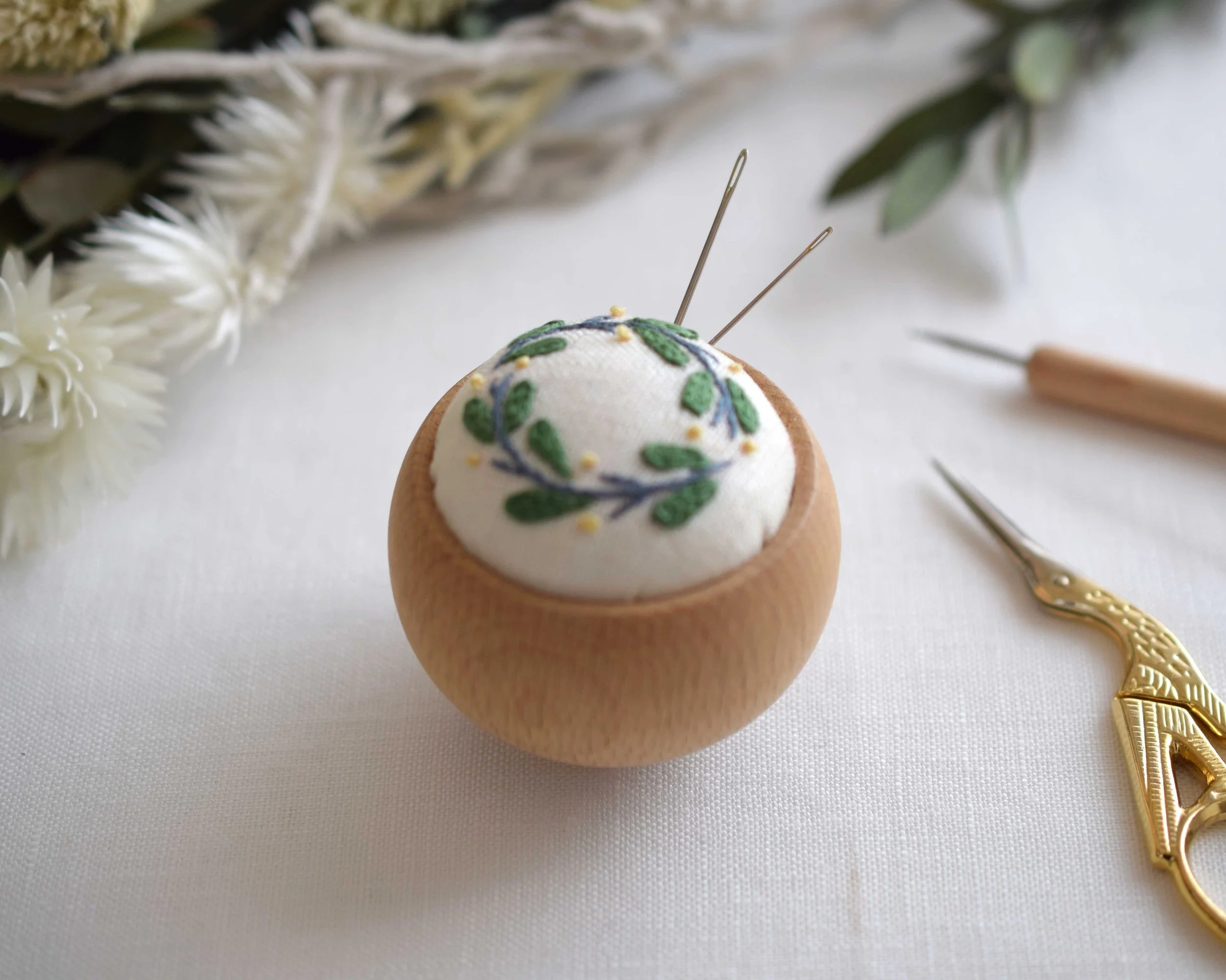 刺繍糸の通し方