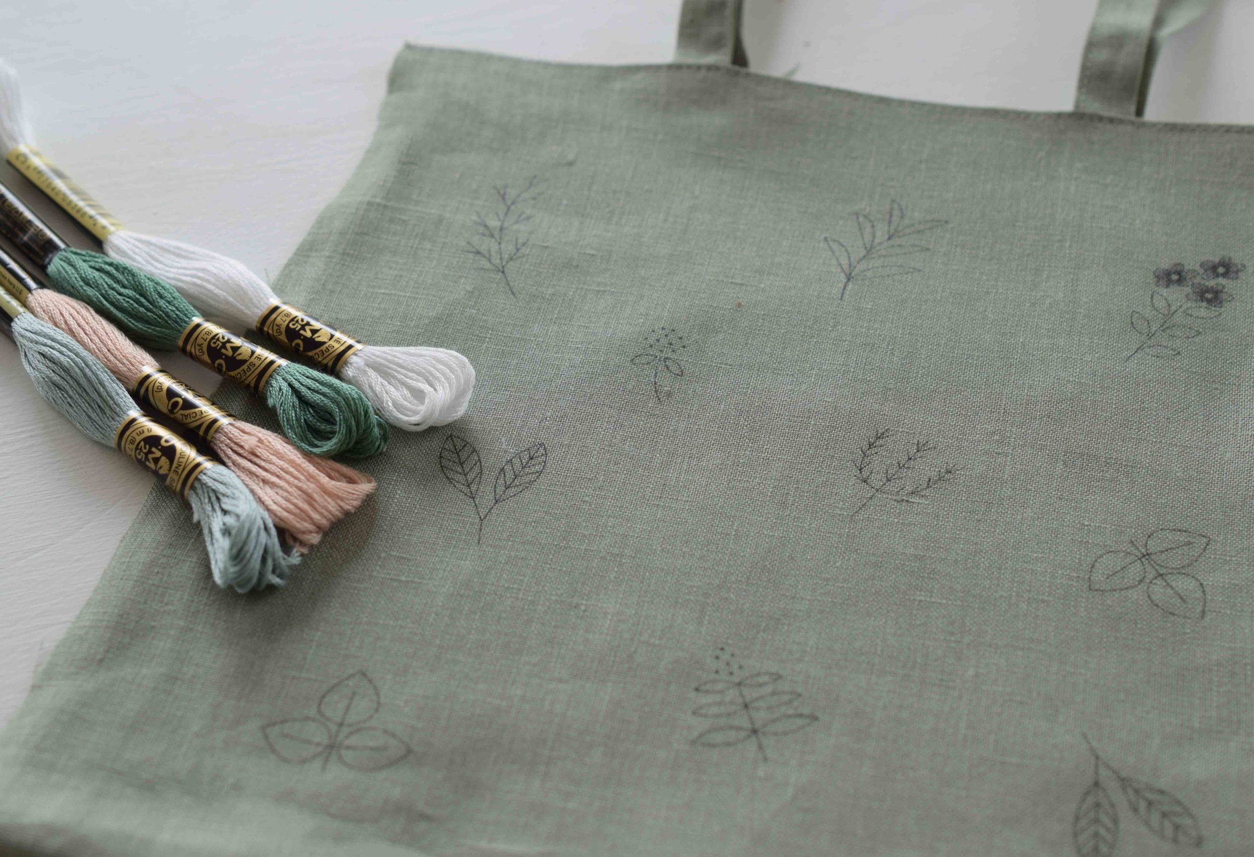 草花の刺繍 トートバック — 北欧てしごと教室