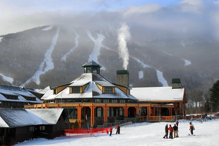 usa-vermont-ski-resorts-stowe-base-lodge.jpeg
