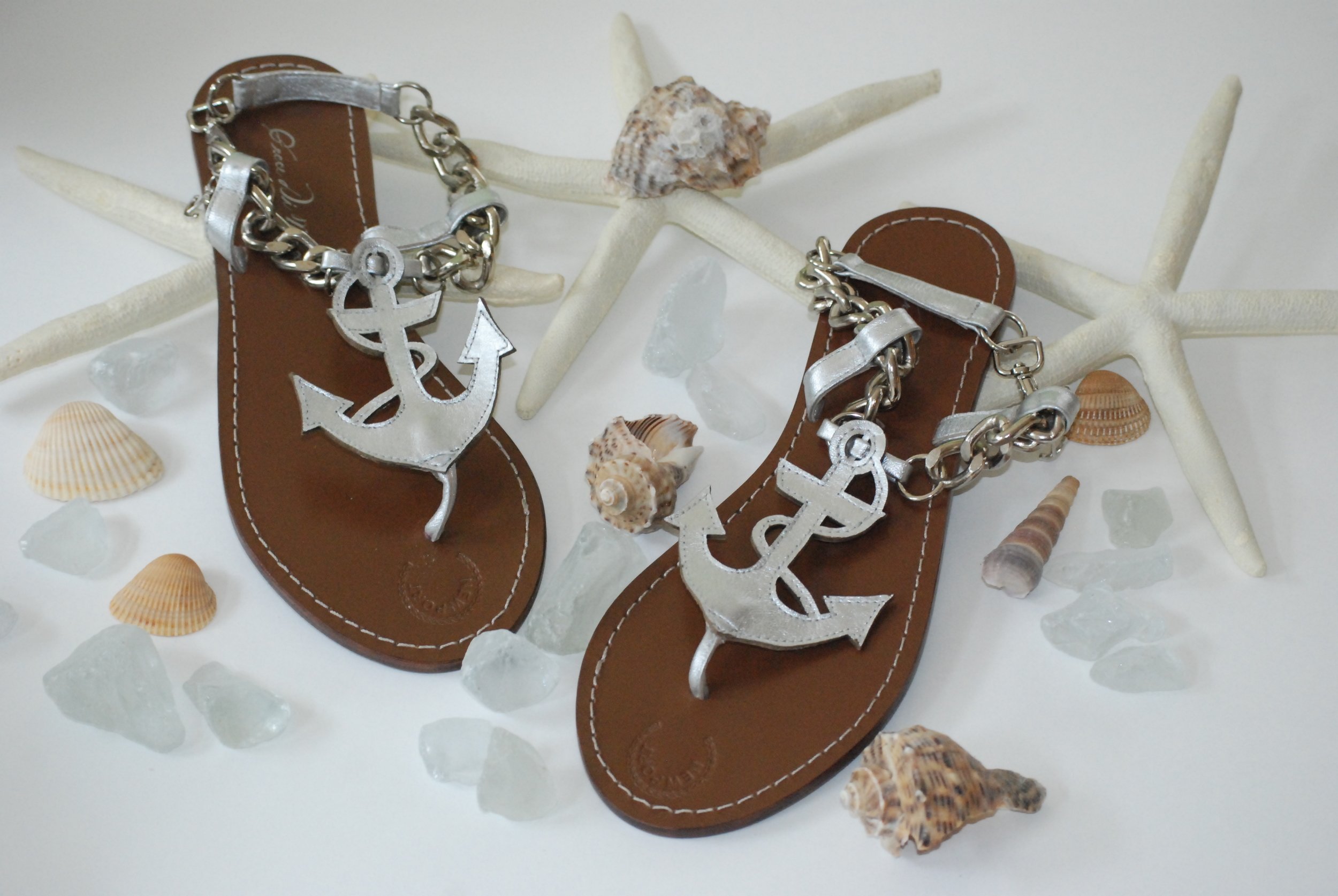 Providence+Rhode+Island+Interior+Designer,+silver+sandals.jpeg