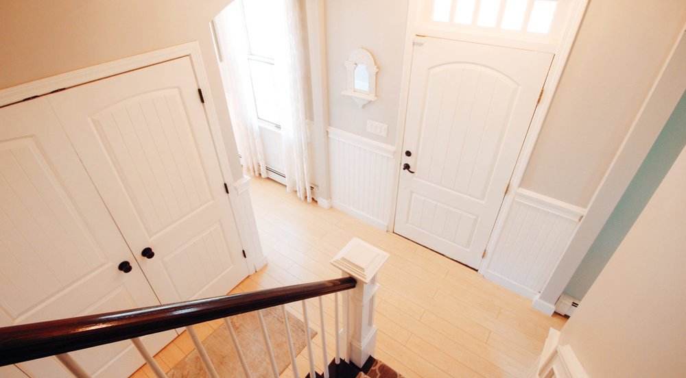 Luxe_and_Livable_Interior_Design_Blog_by_Maloney_Interiors_Newport_Rhode_Island_Fitzpatrick_Team_Remax_09.jpeg
