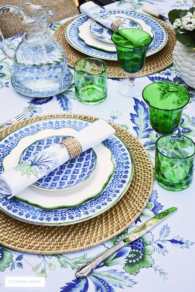 blue-white-green-summer-tablescape.jpeg