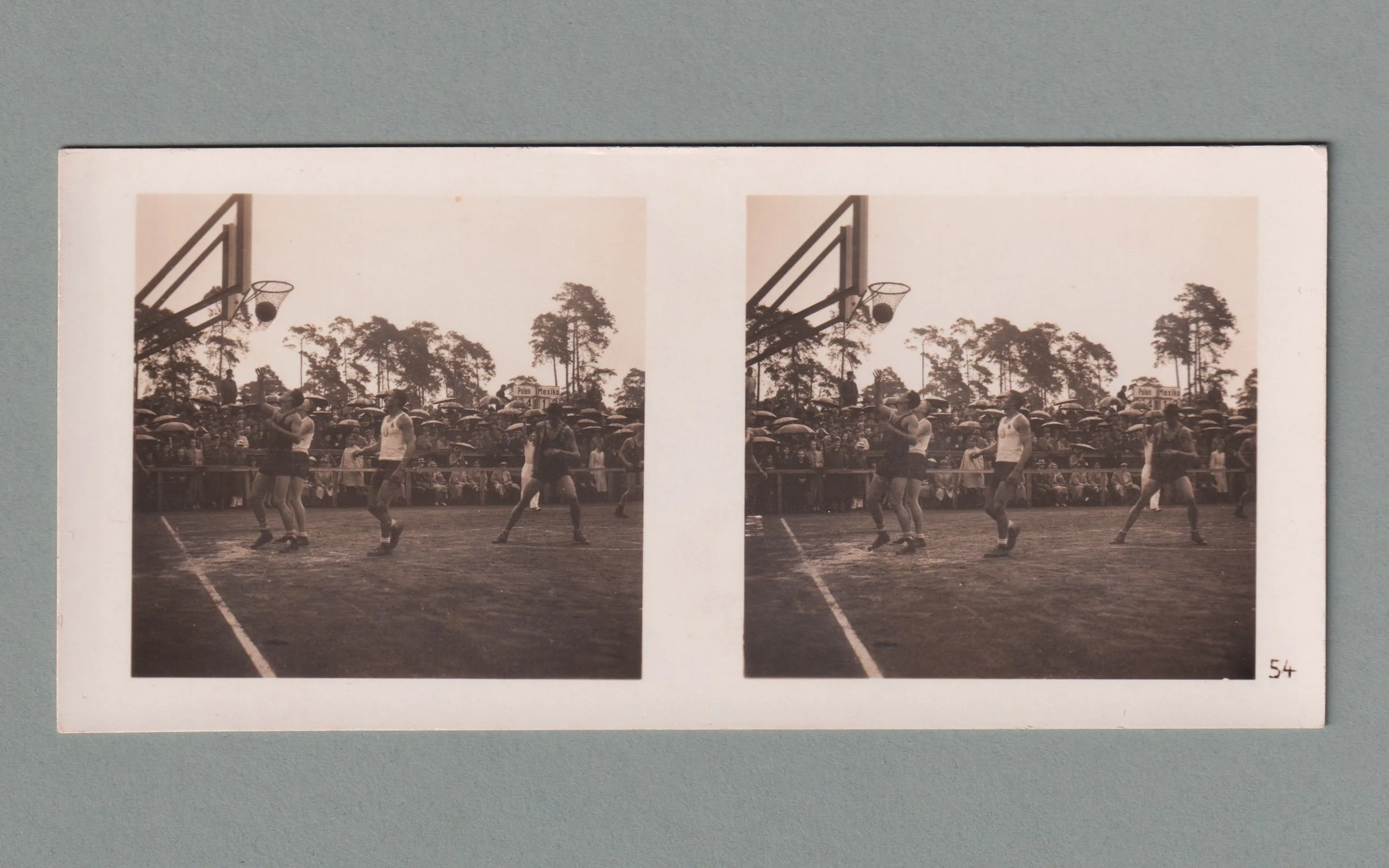 1936 Die Okympischen Spiele Stereoscopic A.jpeg