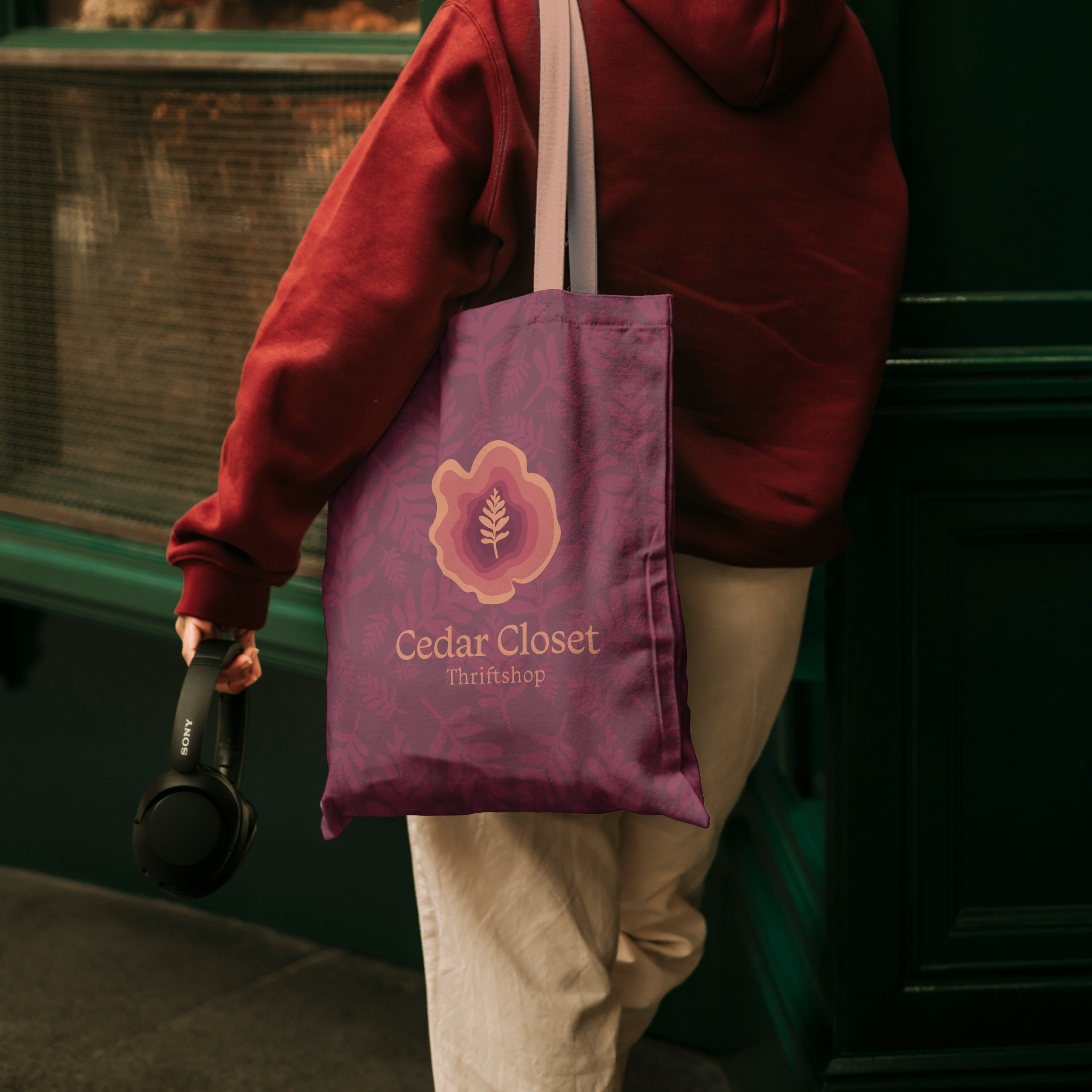 shoulder held tote bag mockup.png