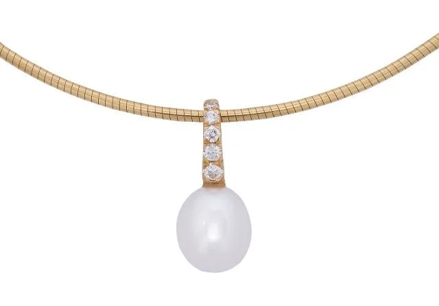 Gold necklace with a pearl pendant and small diamonds