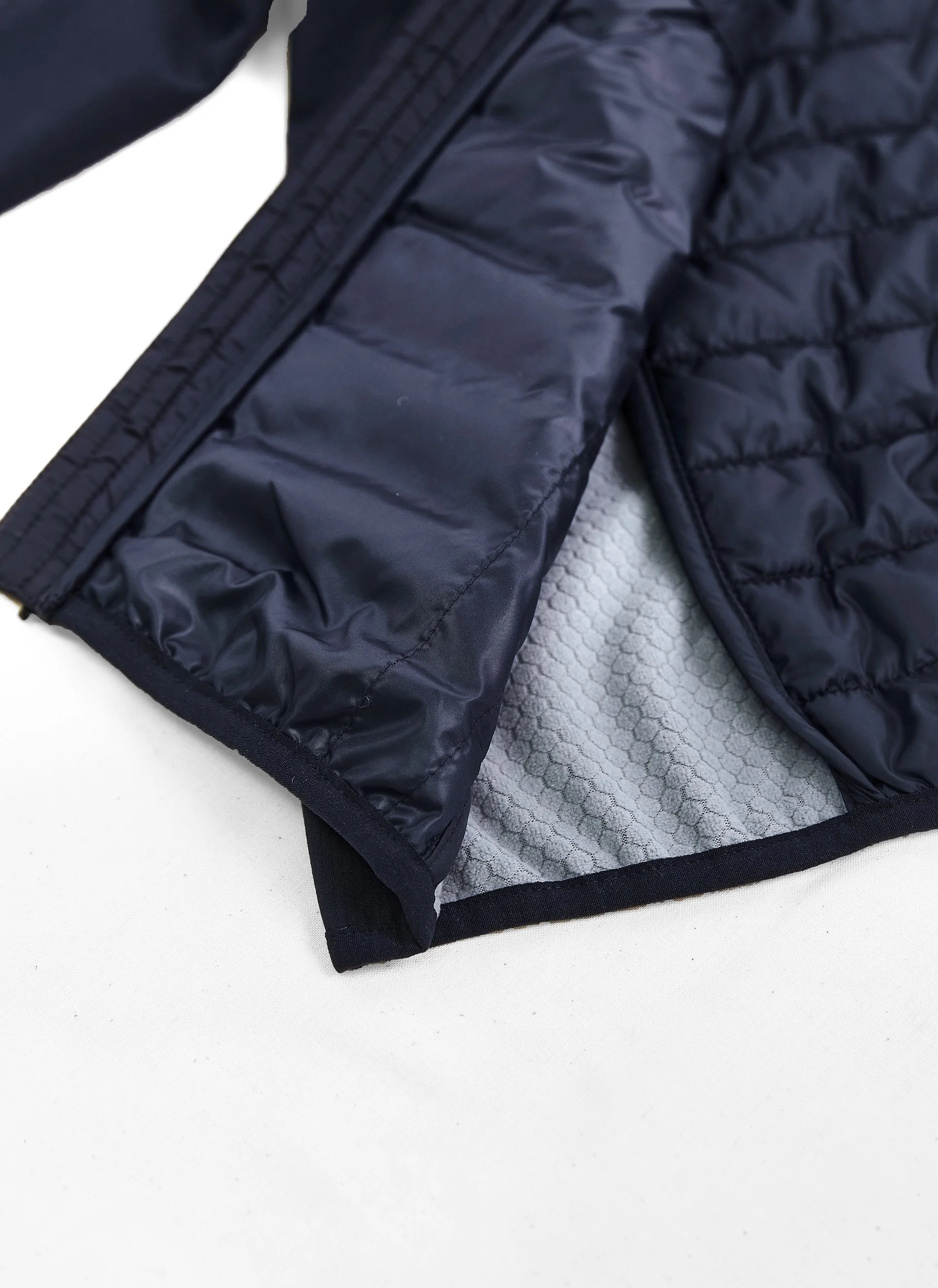 J134M_Detail_02.jpg