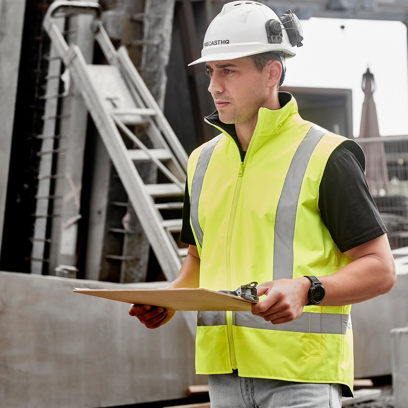 Warm_Winter_High_Vis_Vest_with_Fleece_Lining_ZV228_Syzmik_Workwear_SunSafe_Australia.png
