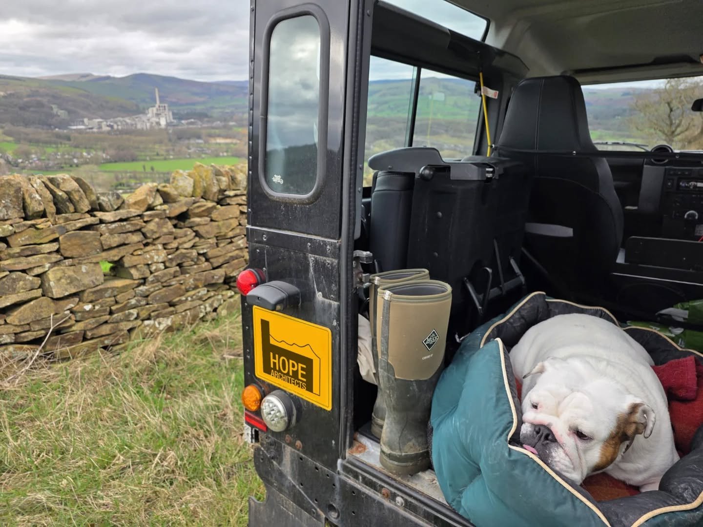 Day 3. Dad's still in Cannes. I've taken matters into my own paws.

Stole the keys to the Defender and drove to the Hope Valley. Independently. Don't ask questions.

My mission: to find out what the Hope Architects logo is actually all about. Since I