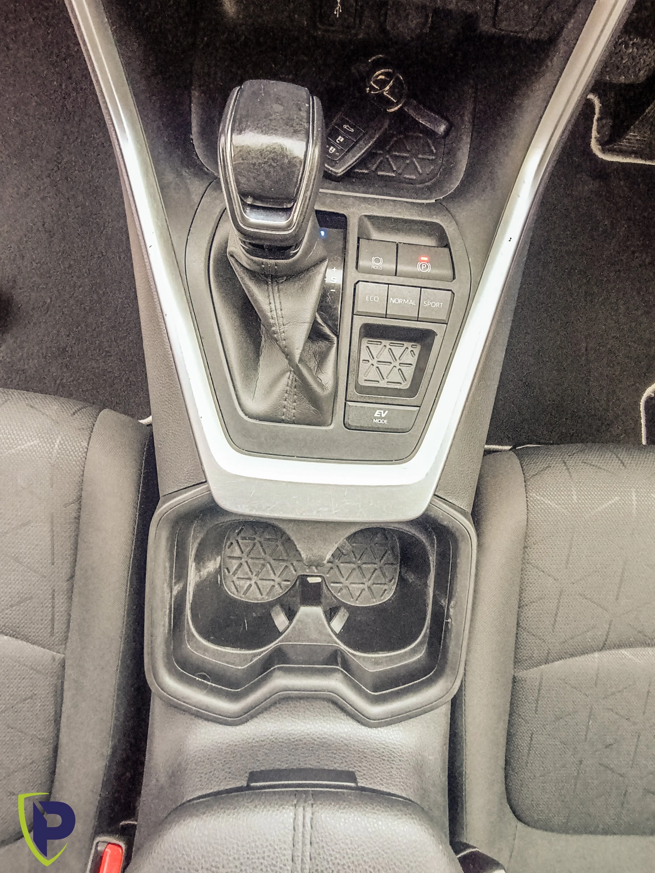 Rav4 Interior Detail-106.jpg