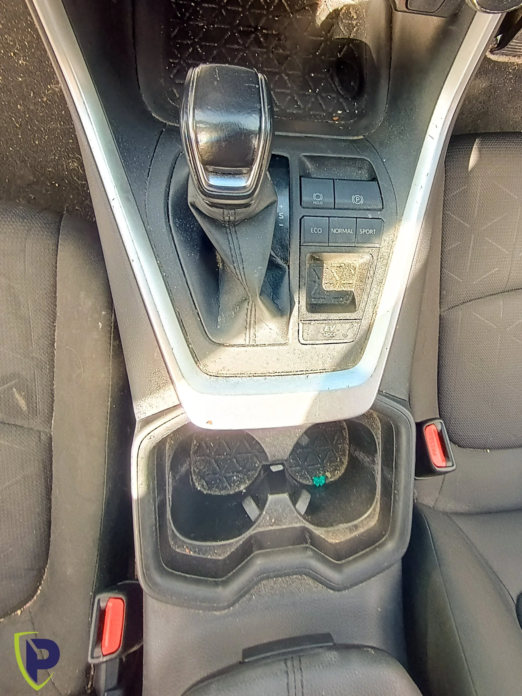 Rav4 Interior Detail-105.jpg