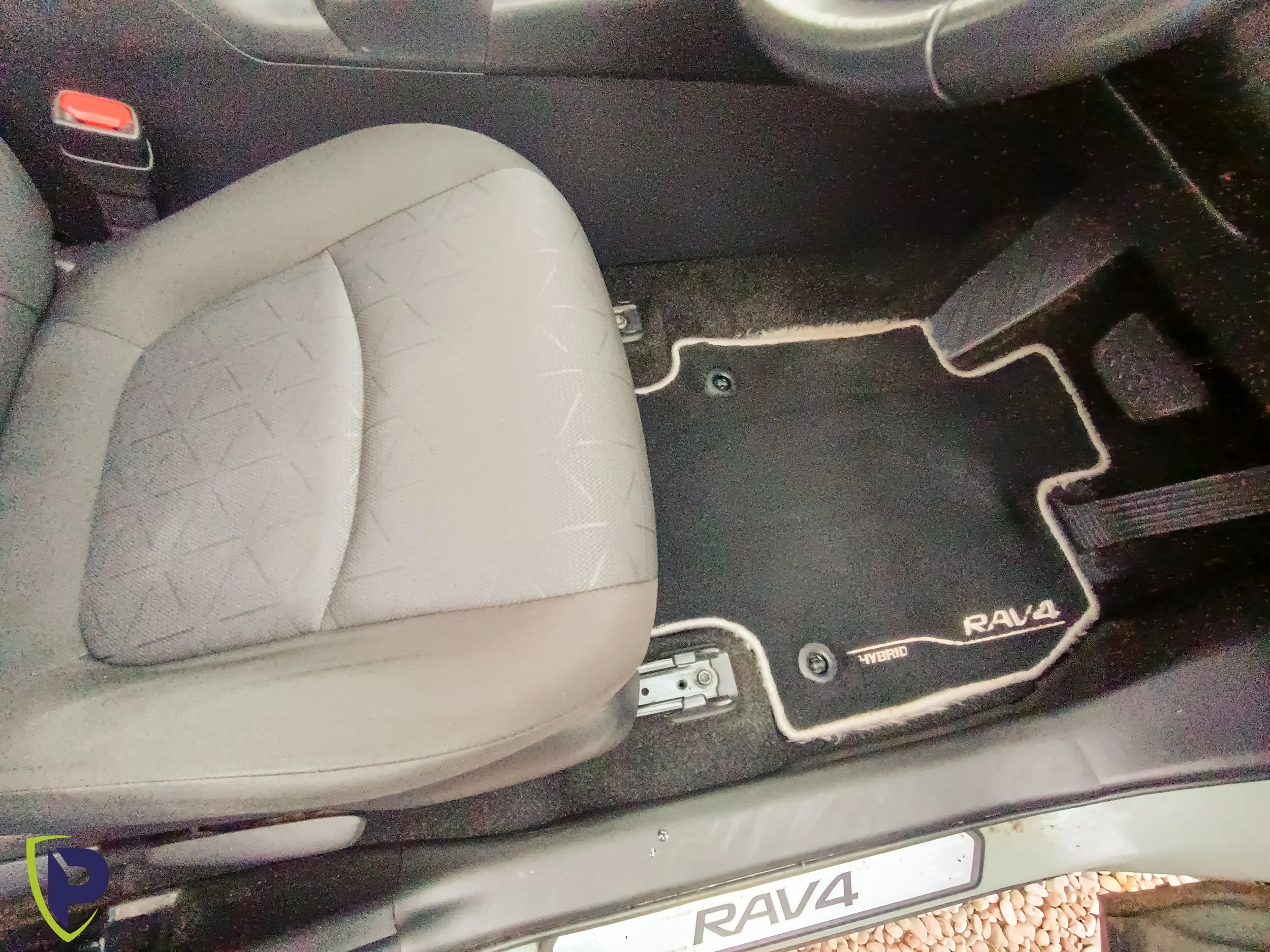 Rav4 Interior Detail-102.jpg