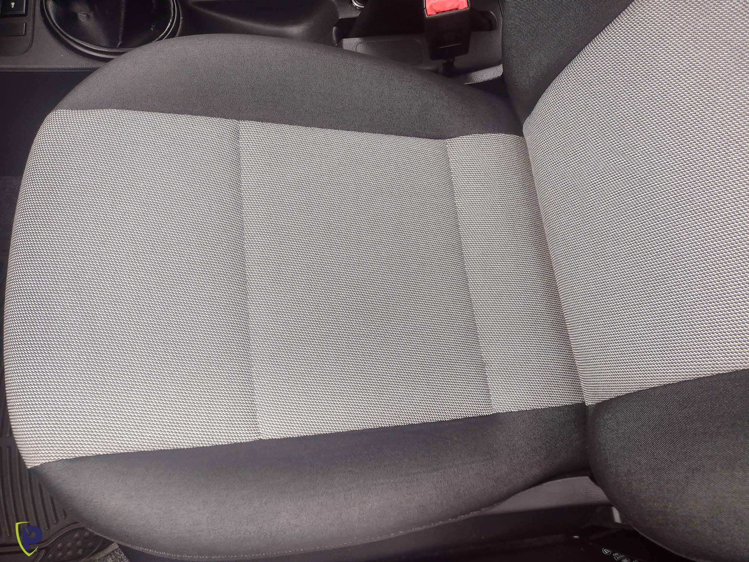 Fabia Interior Detail 110.jpg