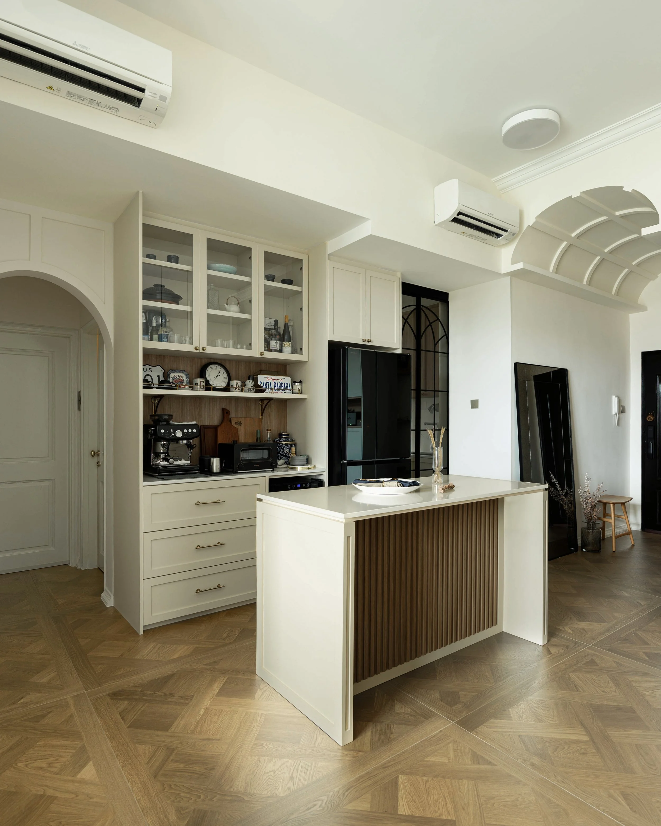 Kitchen Island No Lights.jpg