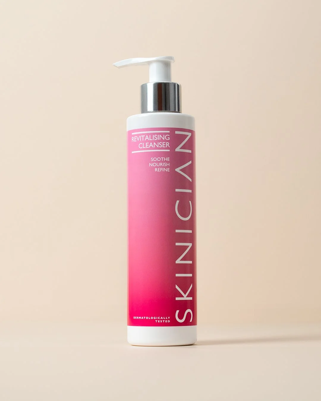 Skinician-Revitalising-Cleanser-Packshot.jpg