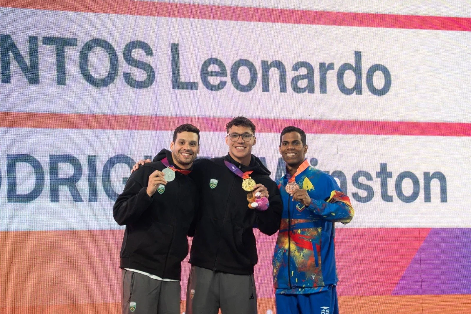 Brasil tomó la delantera en la primera jornada suramericana