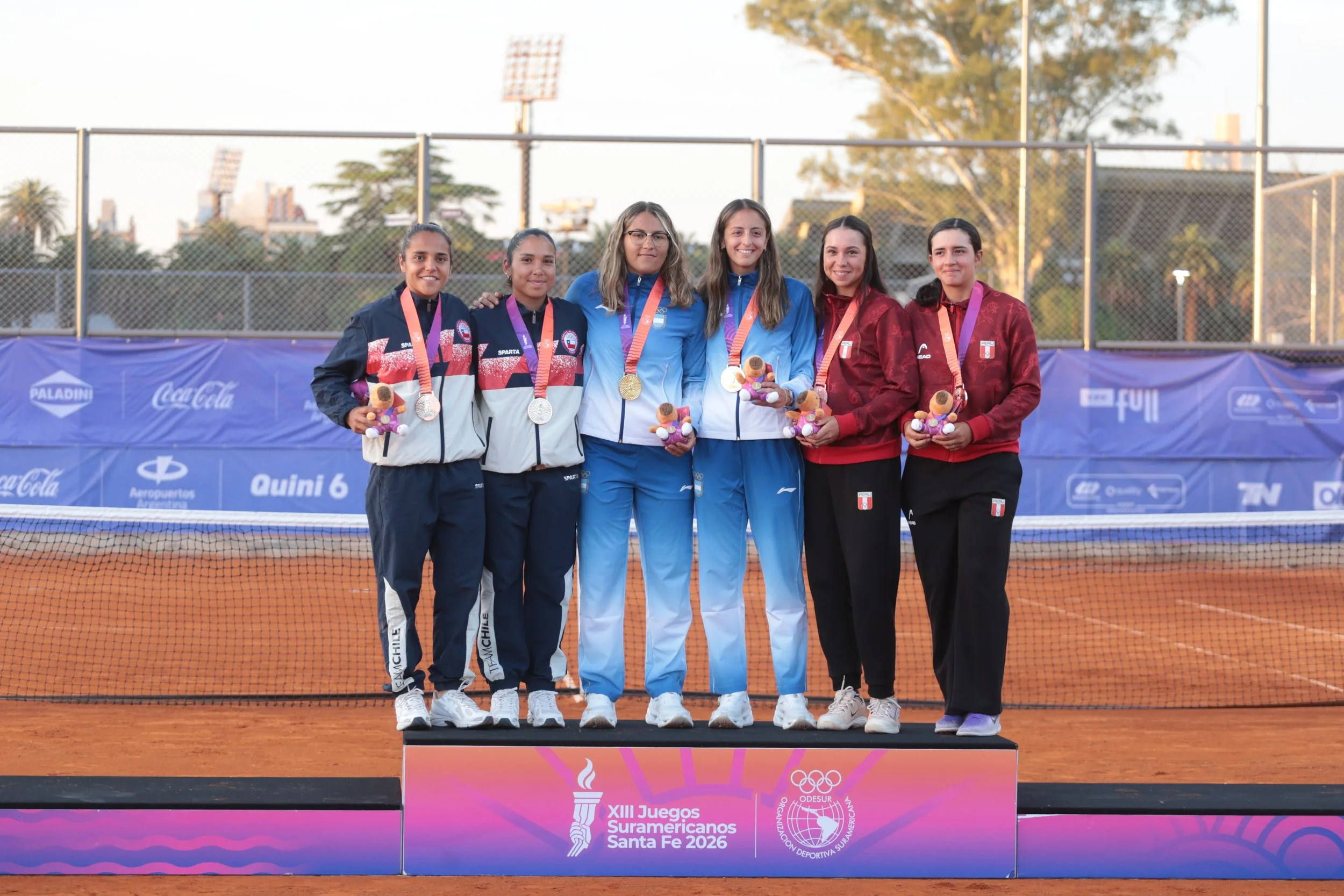 El tenis suramericano repartió sus primeros títulos entre Argentina, Colombia y Chile