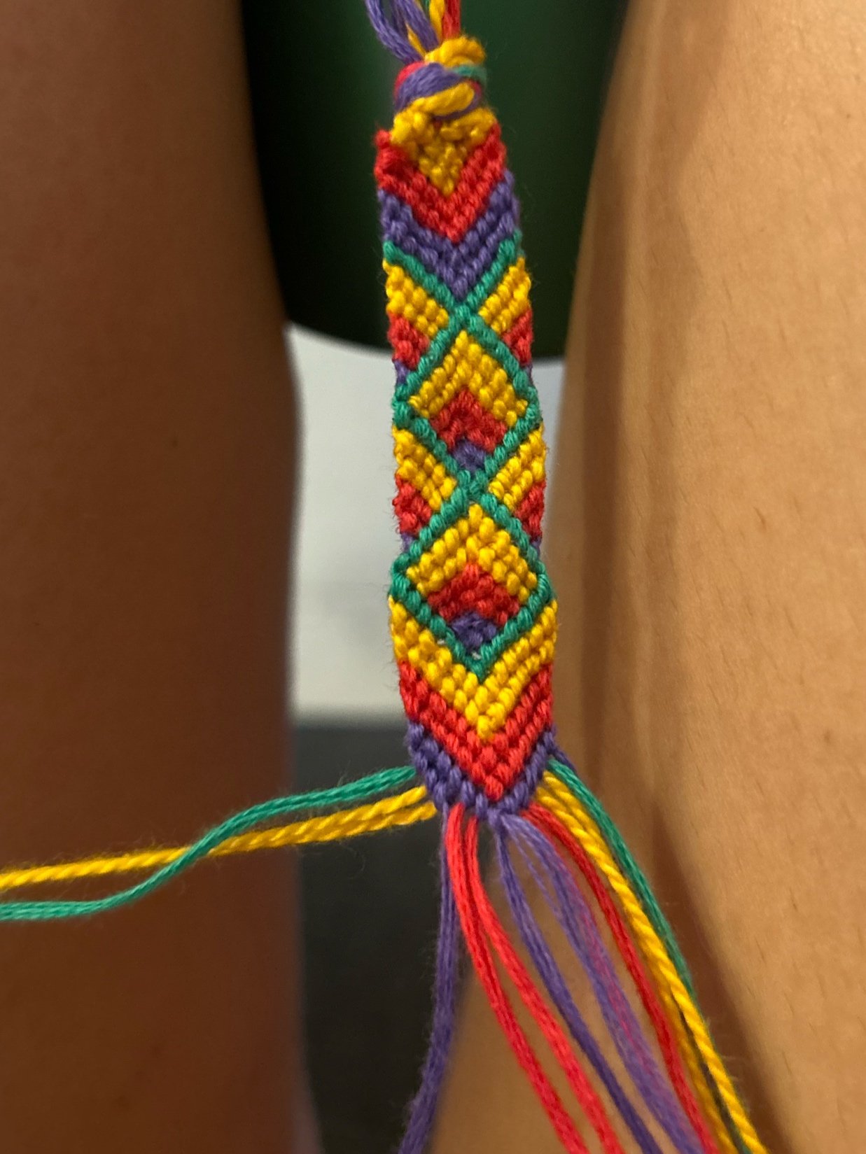 Friendship Bracelet: Fish 2.jpg