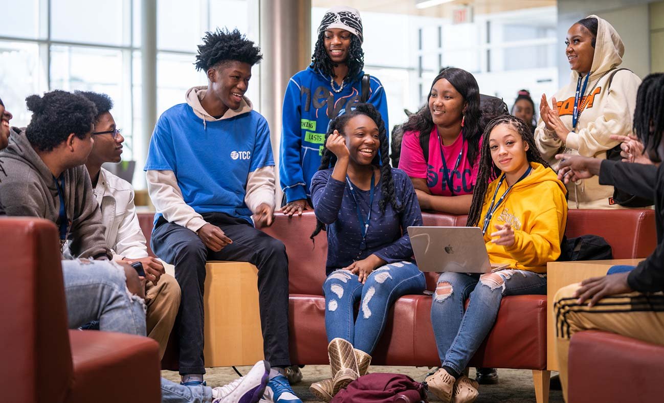 How to Choose the Right College: Looking Beyond Rankings