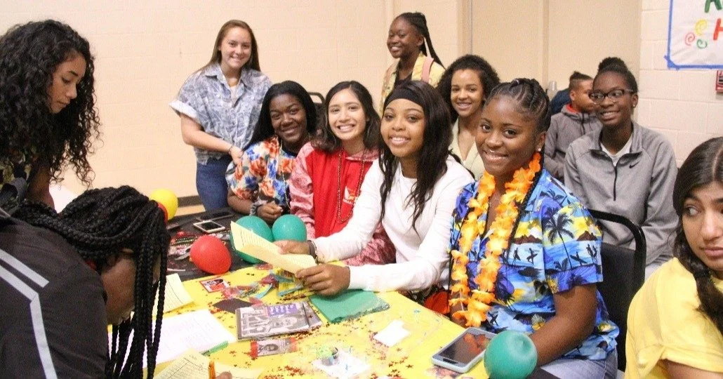 Beyond the Classroom: How Extracurricular Activities Can Strengthen a Student’s Future