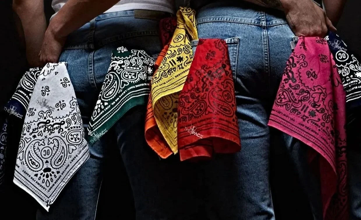 The Bandana Code: What Every Colour Means, Where It Came From, and How It Evolved