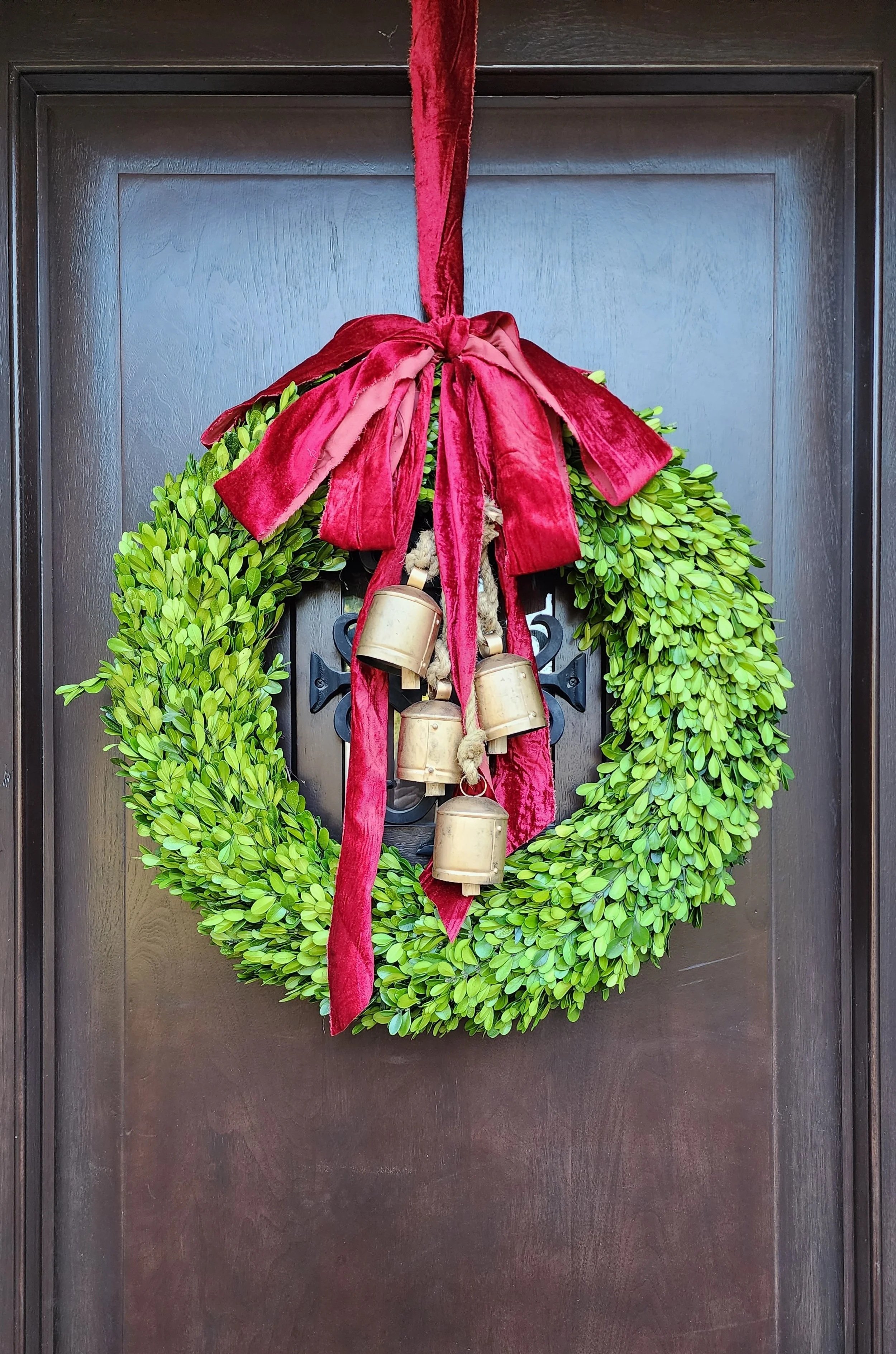 Boxwood Wreath, Bell Wreath, Christmas Wreath