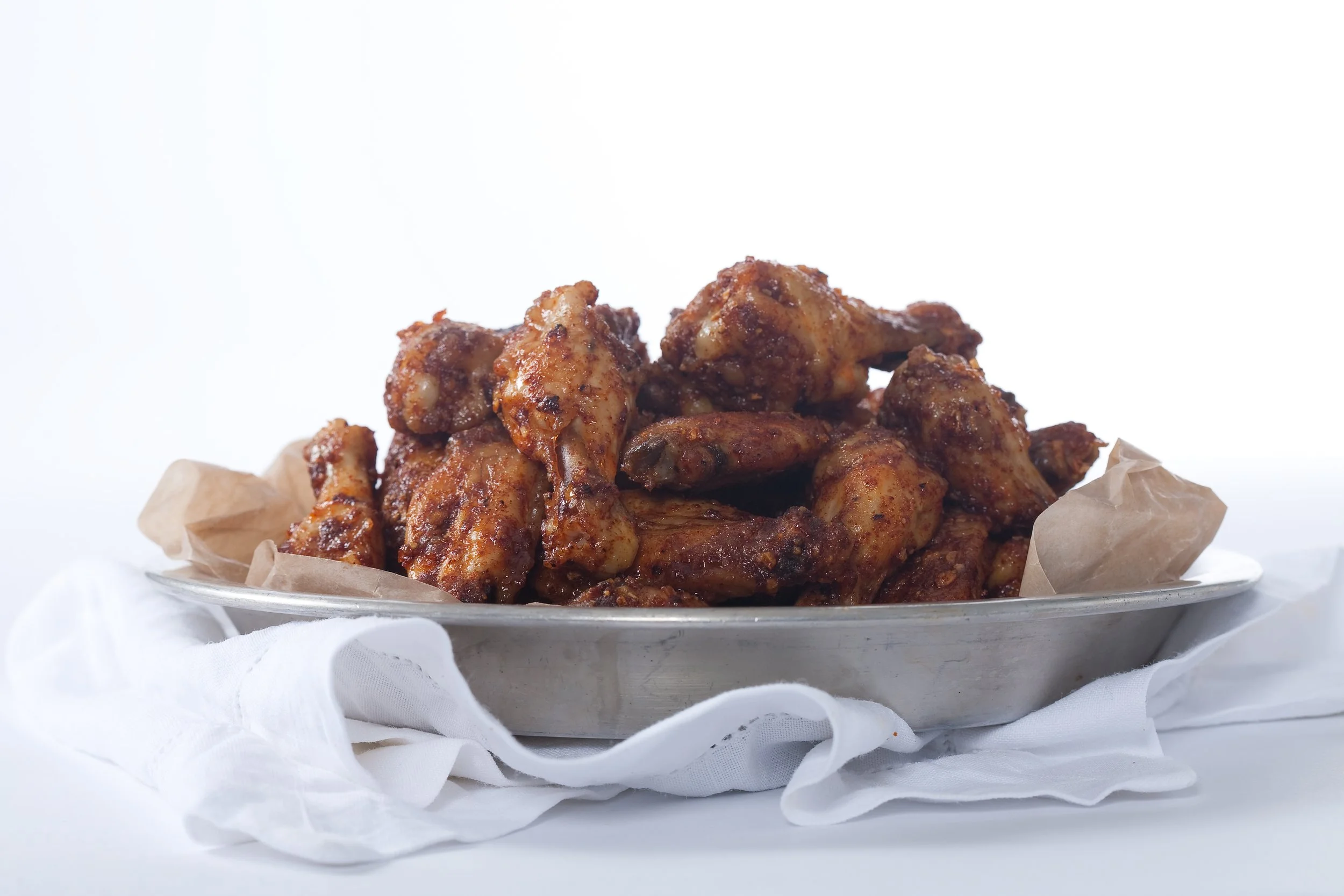 ANNA_Chicken_wings_with_chili_rub_1.jpg