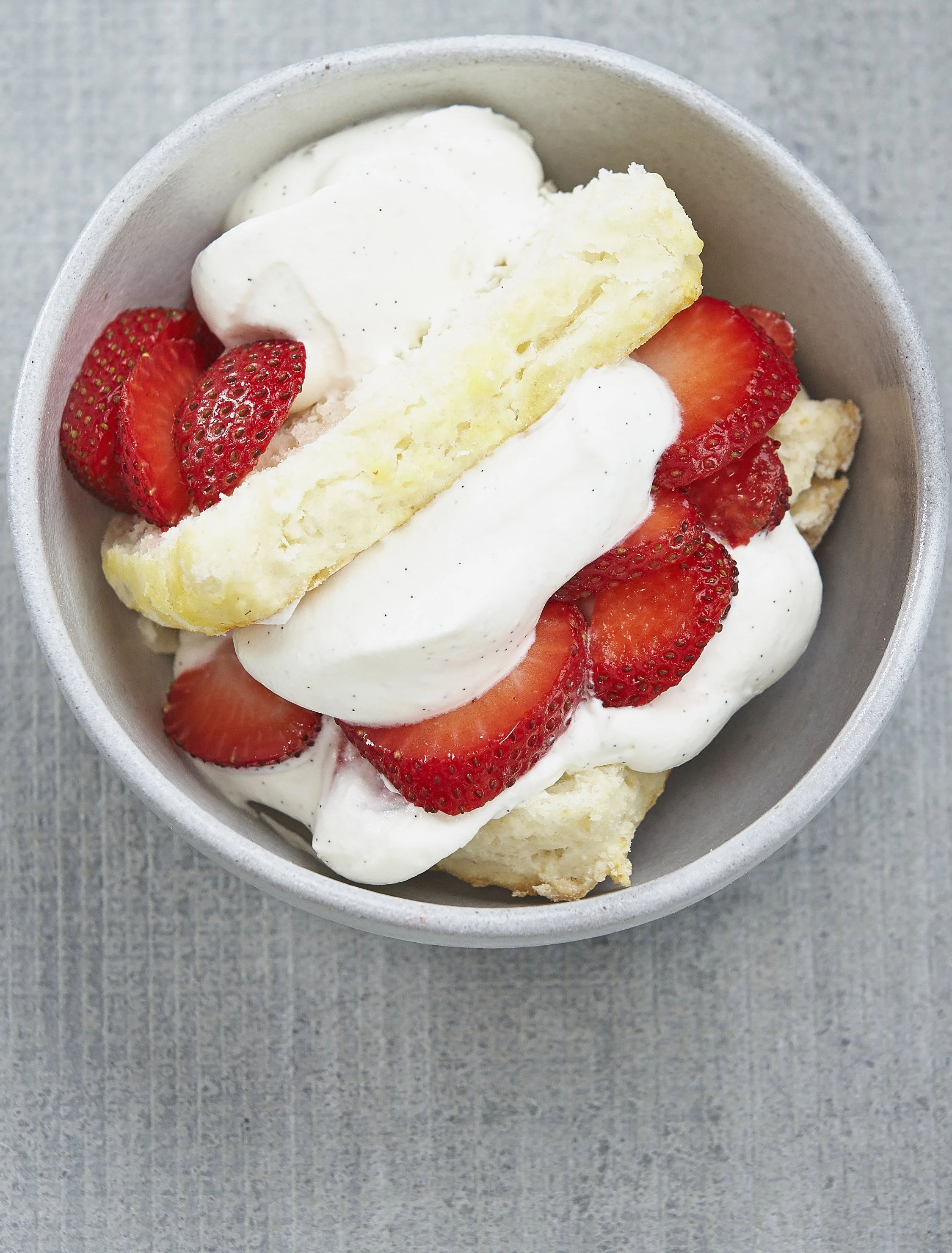 ANNA_Buttermilk_shortcake_with_strawberries_and_vanilla_cream_2.jpg