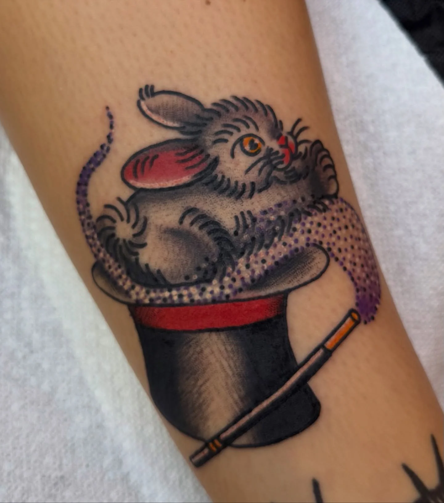 two off of my flash I got to do on Megan while she was in from out of town 🫶 thank you so much for your trust with these! It was lovely to meet and tattoo you! happy healing! 

my books are open! link is in my bio! I can&rsquo;t wait to tattoo you!