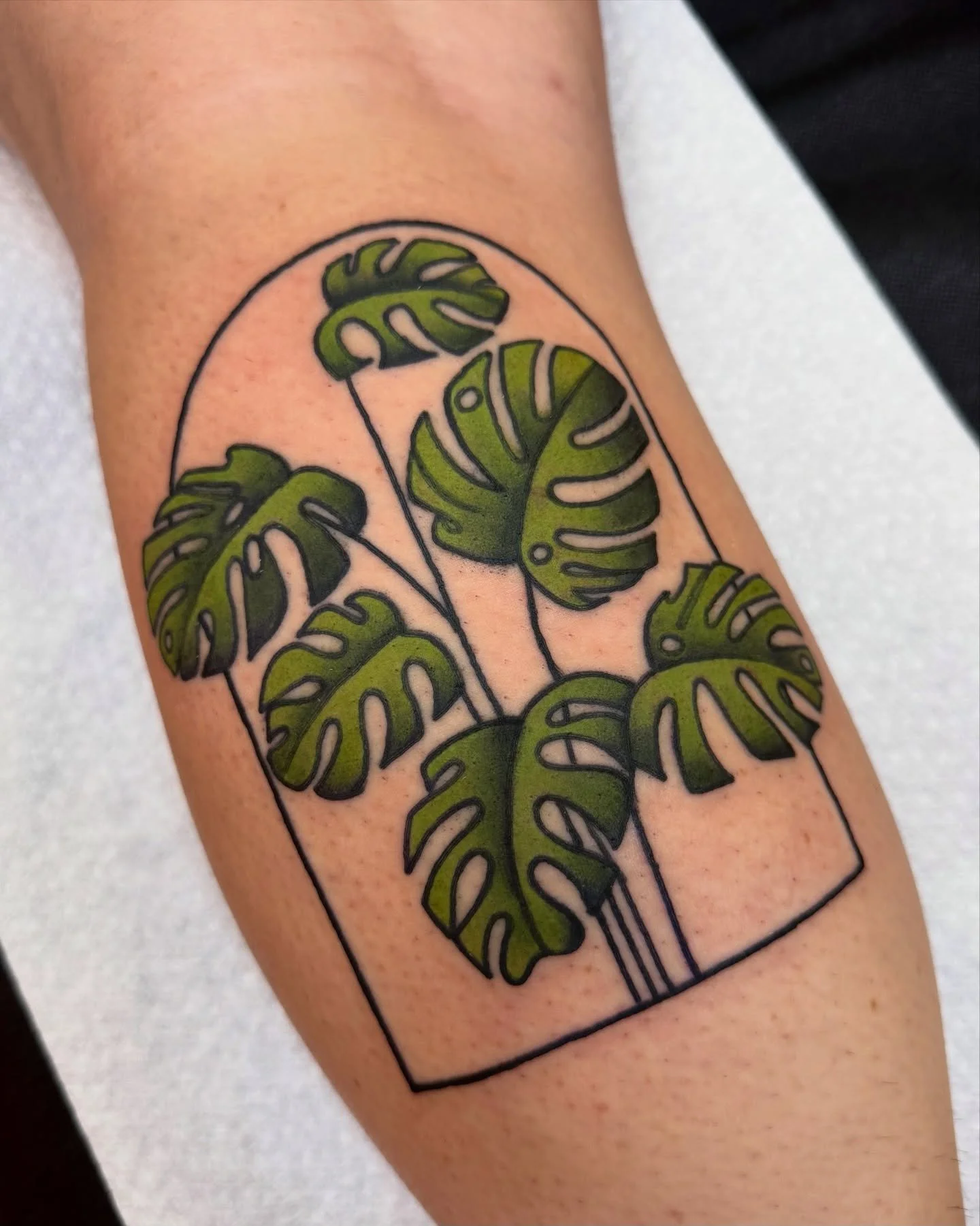 to be trusted to tattoo another small business owners logo on them isn&rsquo;t something I take lightly ✨🌱 thank you so much Christine for your trust with this one! it was so lovely to tattoo you and catch up! and if you&rsquo;re looking for a new p