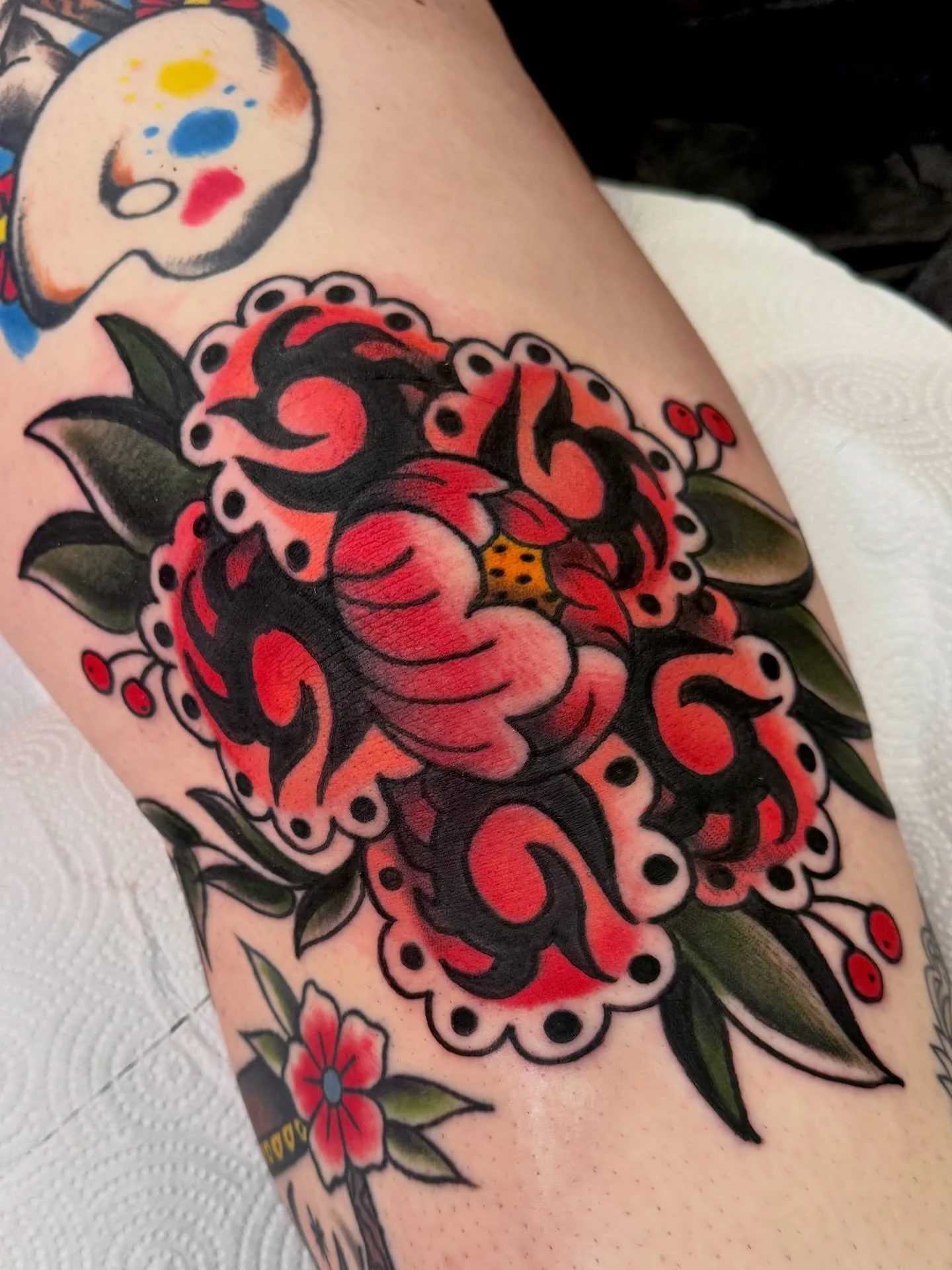 Tattooing a tattooer is always an honor 💖 flash of mine done on the knee 😤 thank you for sitting so tough Abby!!! you&rsquo;re an absolute dream to tattoo and to know ✨ thank you for always being such a light, you&rsquo;re the sweetest!! give her a