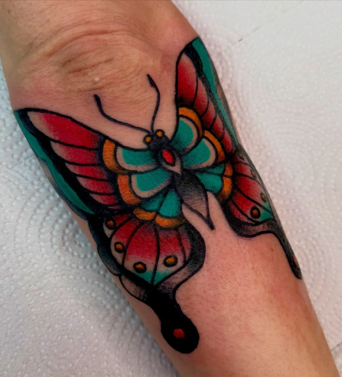 classics made daily 🦋 I had such a wonderful time tattooing this butterfly off of a flash sheet I made about 7 years ago, time flies when you&rsquo;re having fun! thank you for your trust and patience Chelsea, it was lovely to tattoo and chat with y