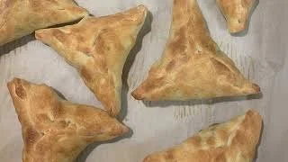 Spinach Pockets ( فطائر السبانخ)
