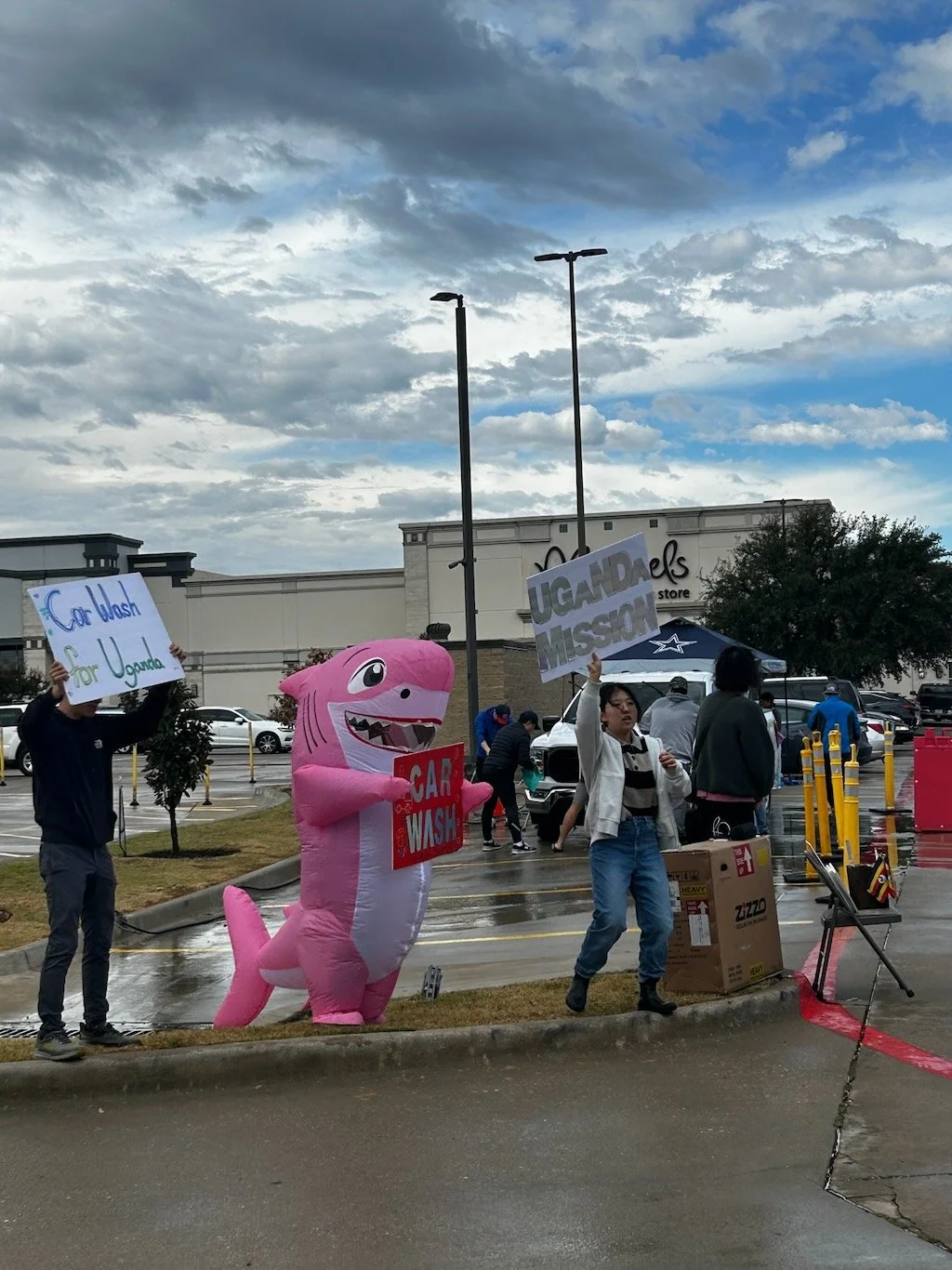 korean southwestern baptist uganda missions carwash chickfila park 4.jpg